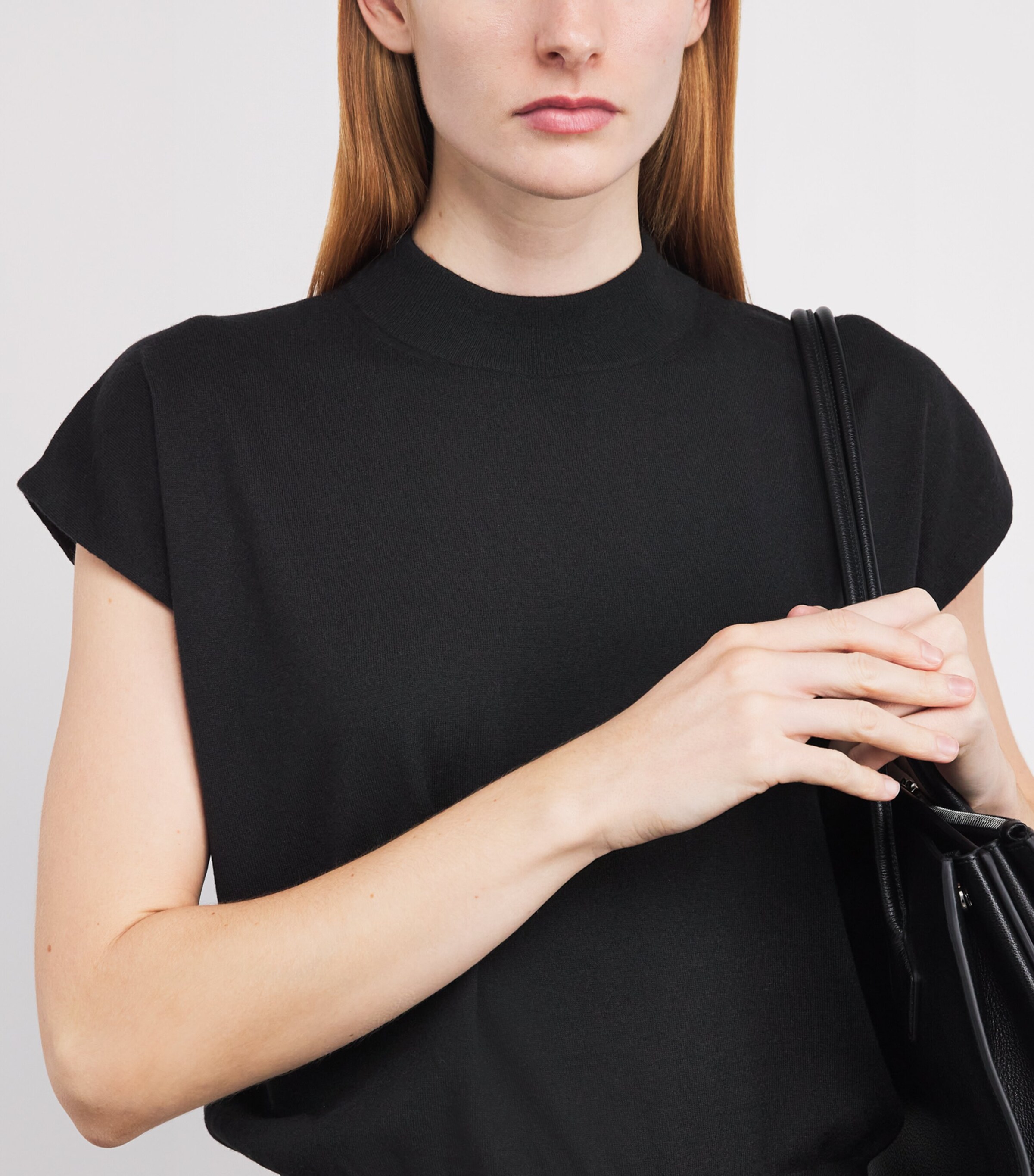 Agnona Womens Cashmere Short-Sleeve Sweater Black Image 6