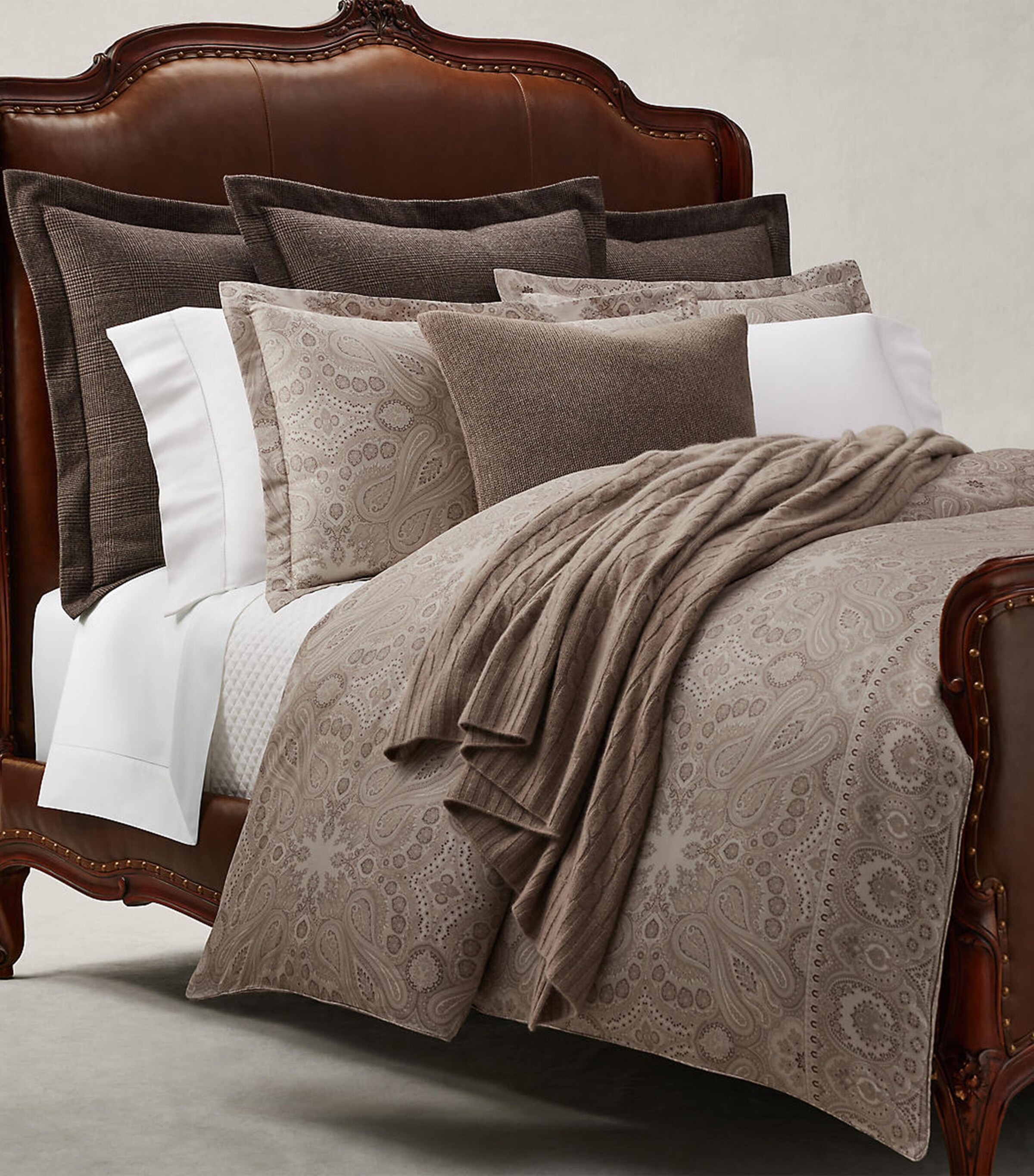 Ralph Lauren Home Beaumont King Oxford Pillowcase (54cm x 94cm) Stone Image 2