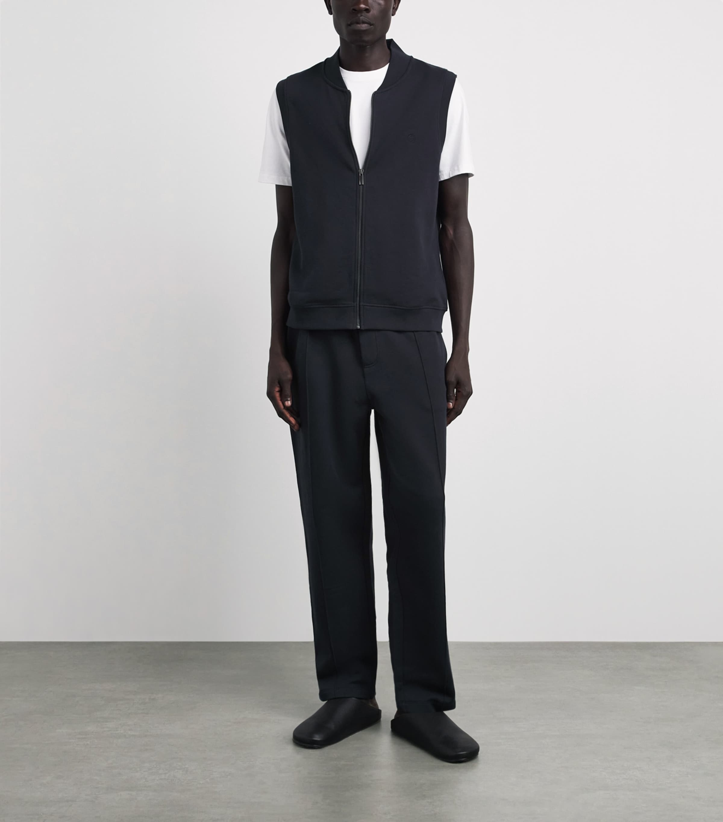 Harrods Mens Cotton Jersey Logo Gilet Navy Image 2