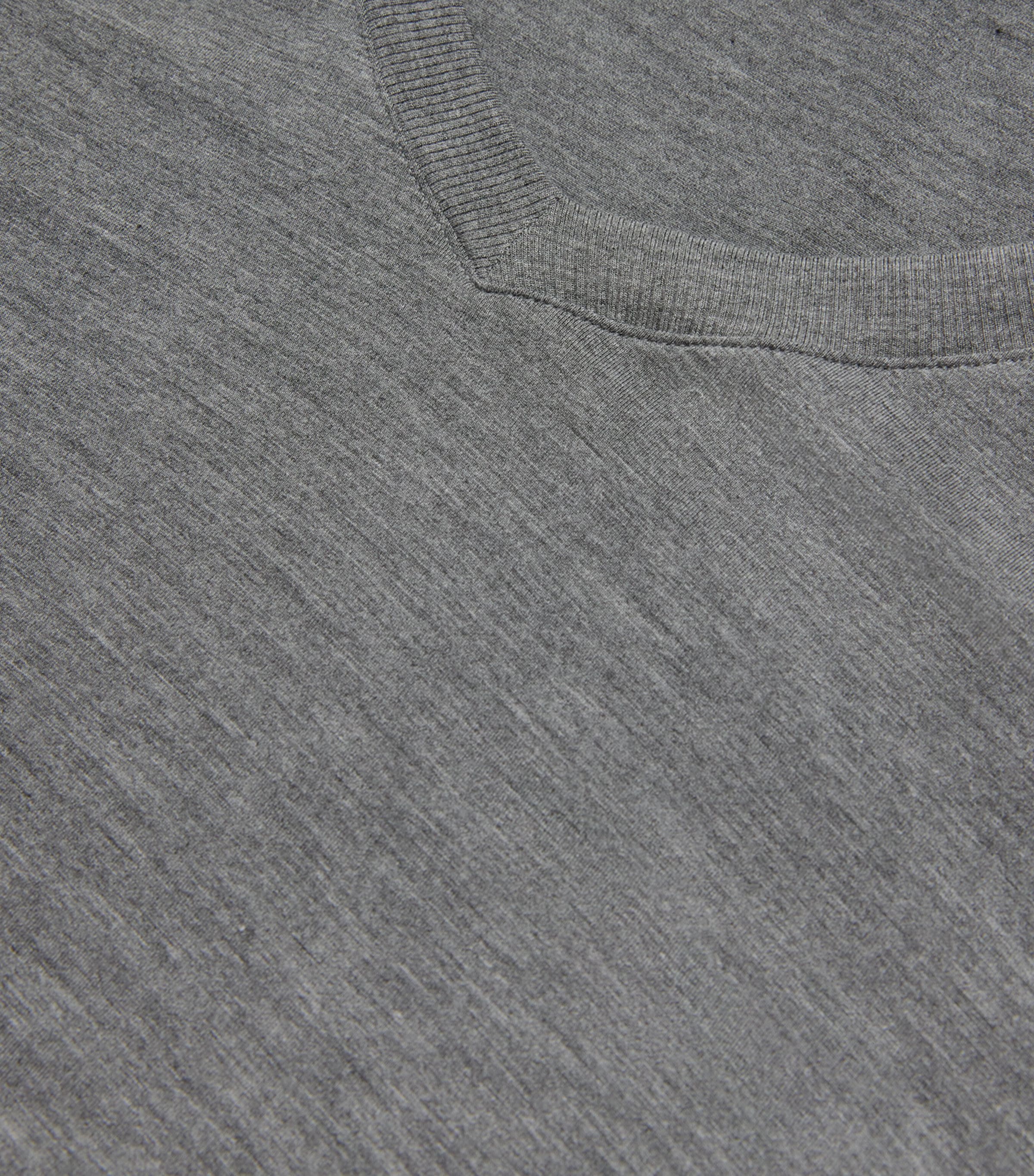 Hanro Casuals V-Neck T-Shirt | Men Clothing | Nightwear | Loungewear | Designers | Hanro Hanro Casuals V-Neck T-Shirt | Men Clothing | Nightwear | Loungewear | Designers | Hanro
