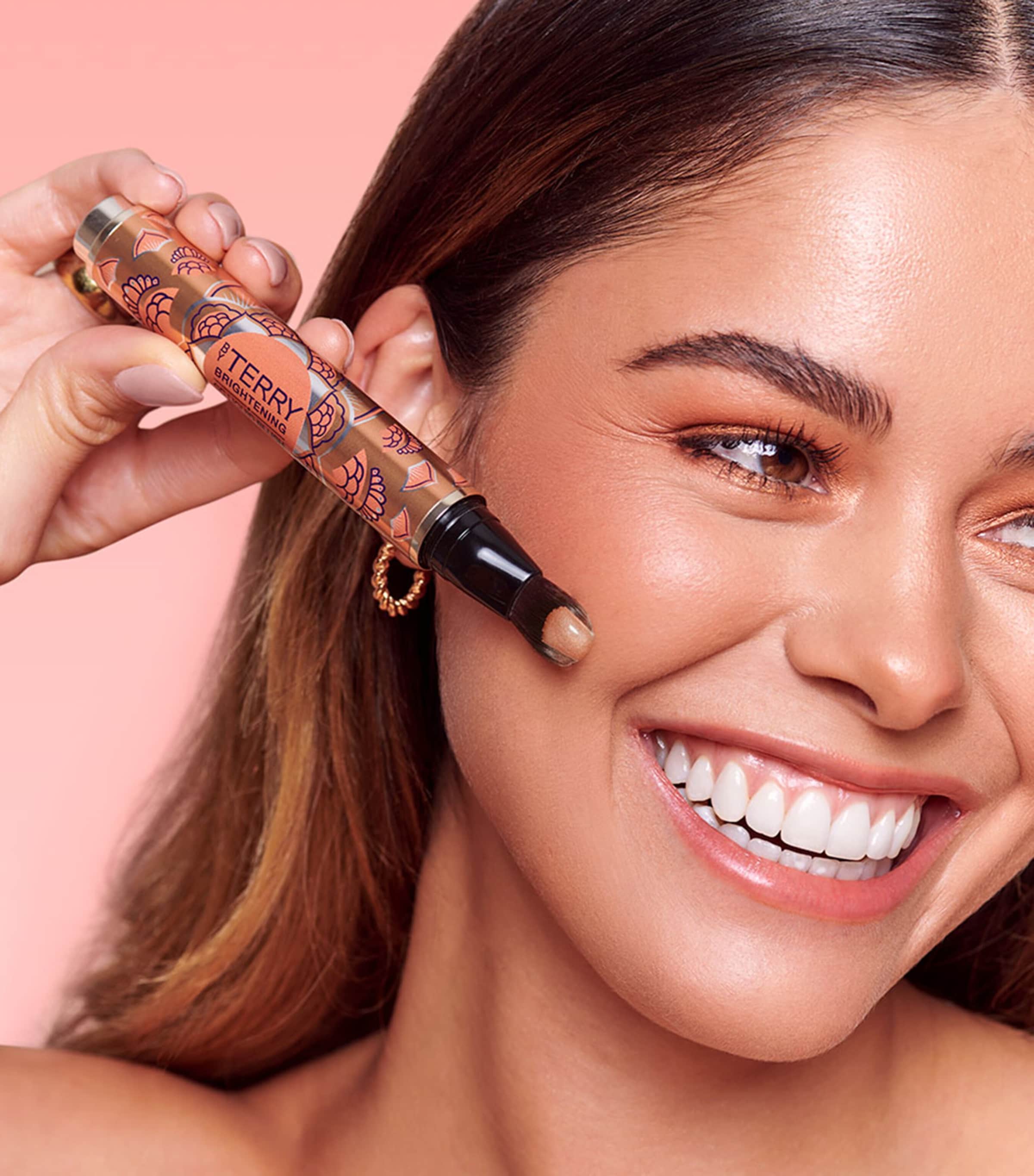 Brightening CC Liquid Blush SUNNY GLOW Image 3