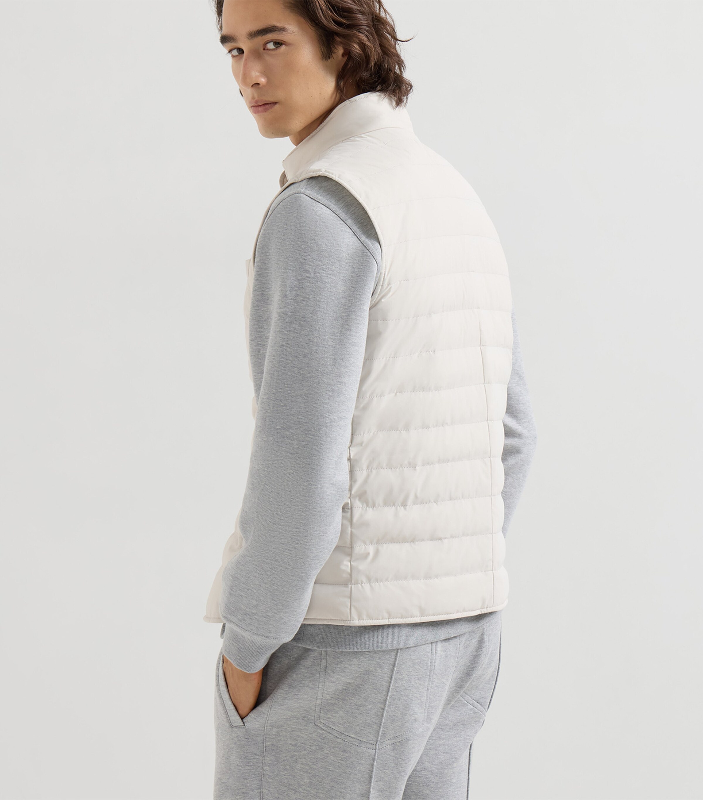 Brunello Cucinelli Mens Bonded Taffeta Down Gilet Image 5
