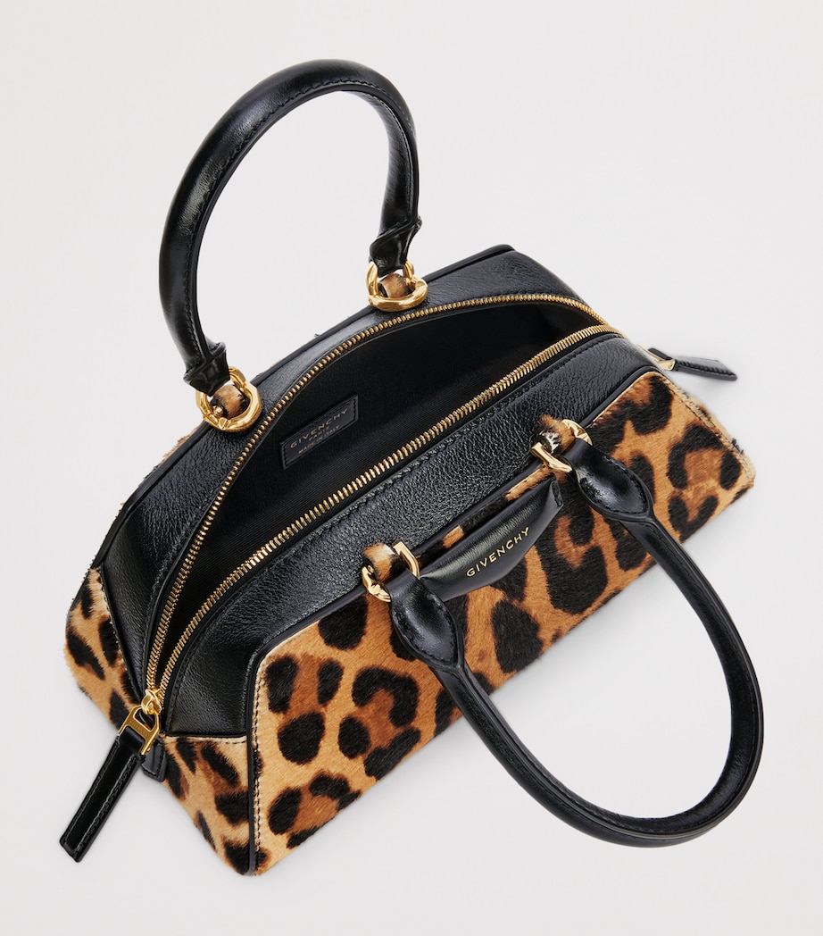 Mini Leather Antigona East-West Top-Handle Bag BLACK/BEIGE Image 6