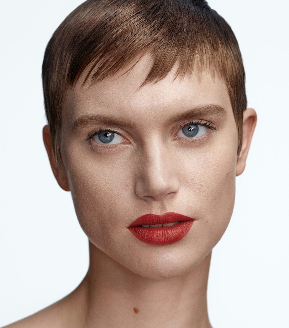 Matte Lipstick REUNION Image 4