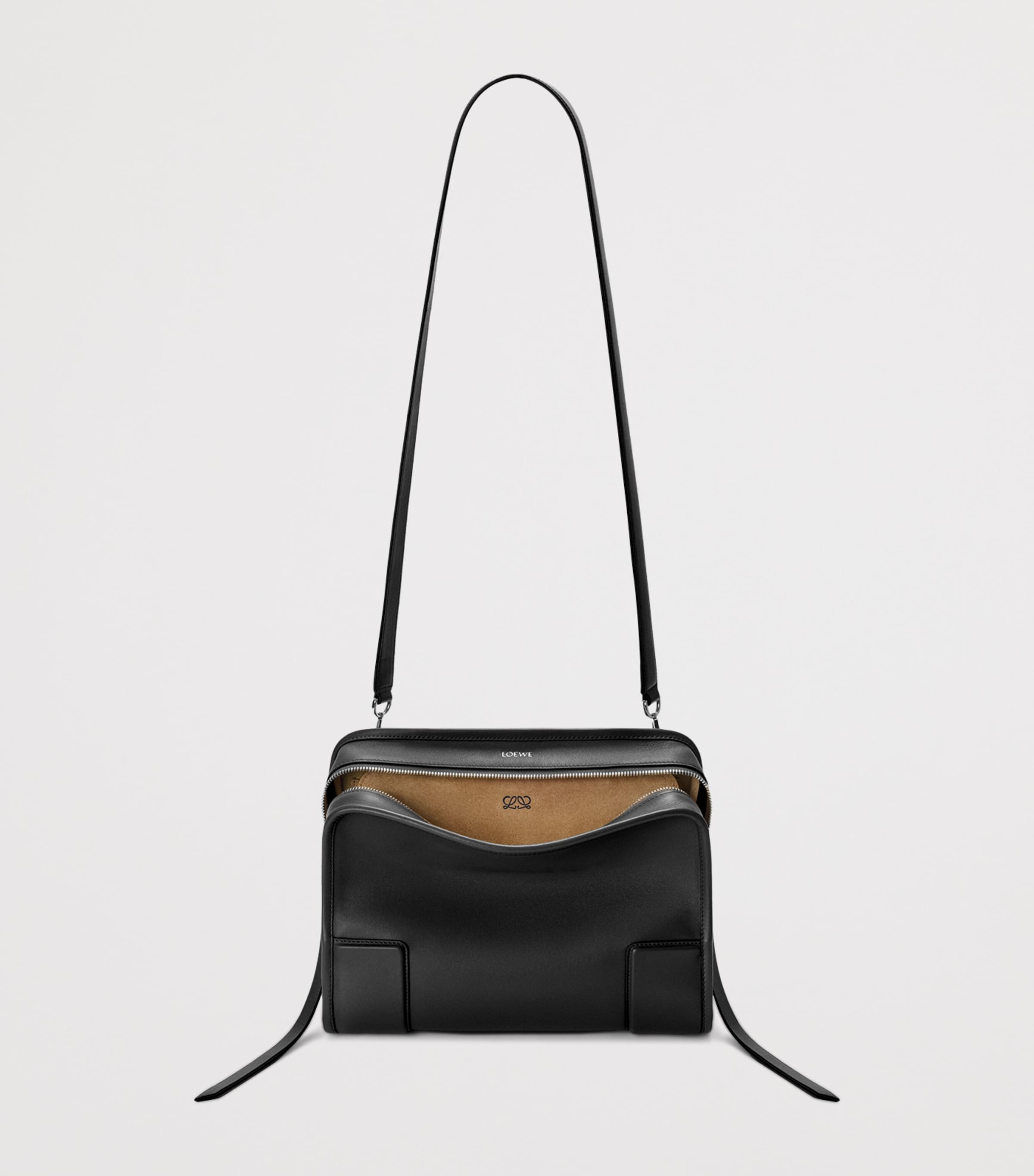 LOEWE Womens Medium Leather Amazona 180 Top-Handle Bag Black Image 10