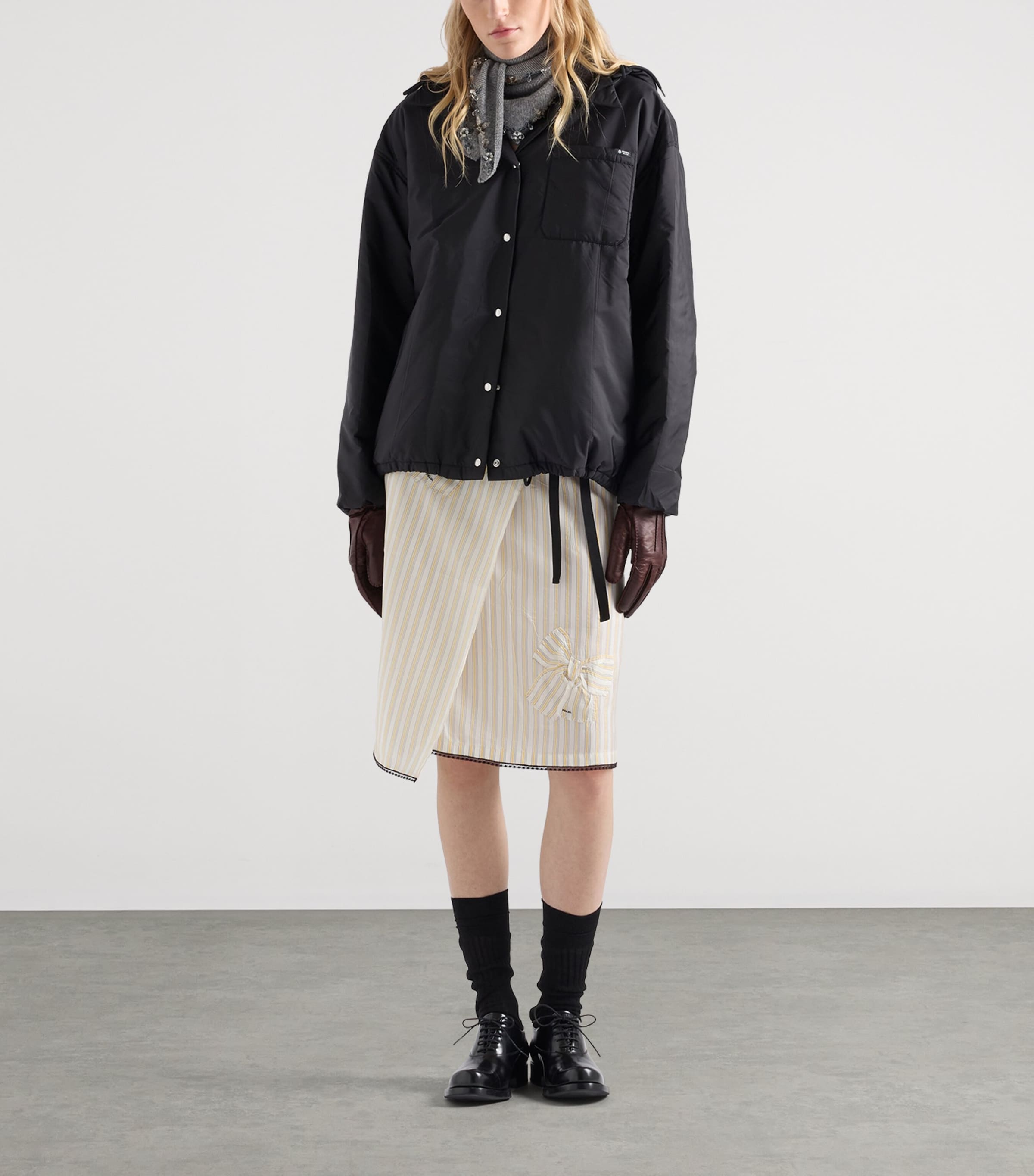 Prada Womens Re-Nylon Lightweight Jacket Black Image 2