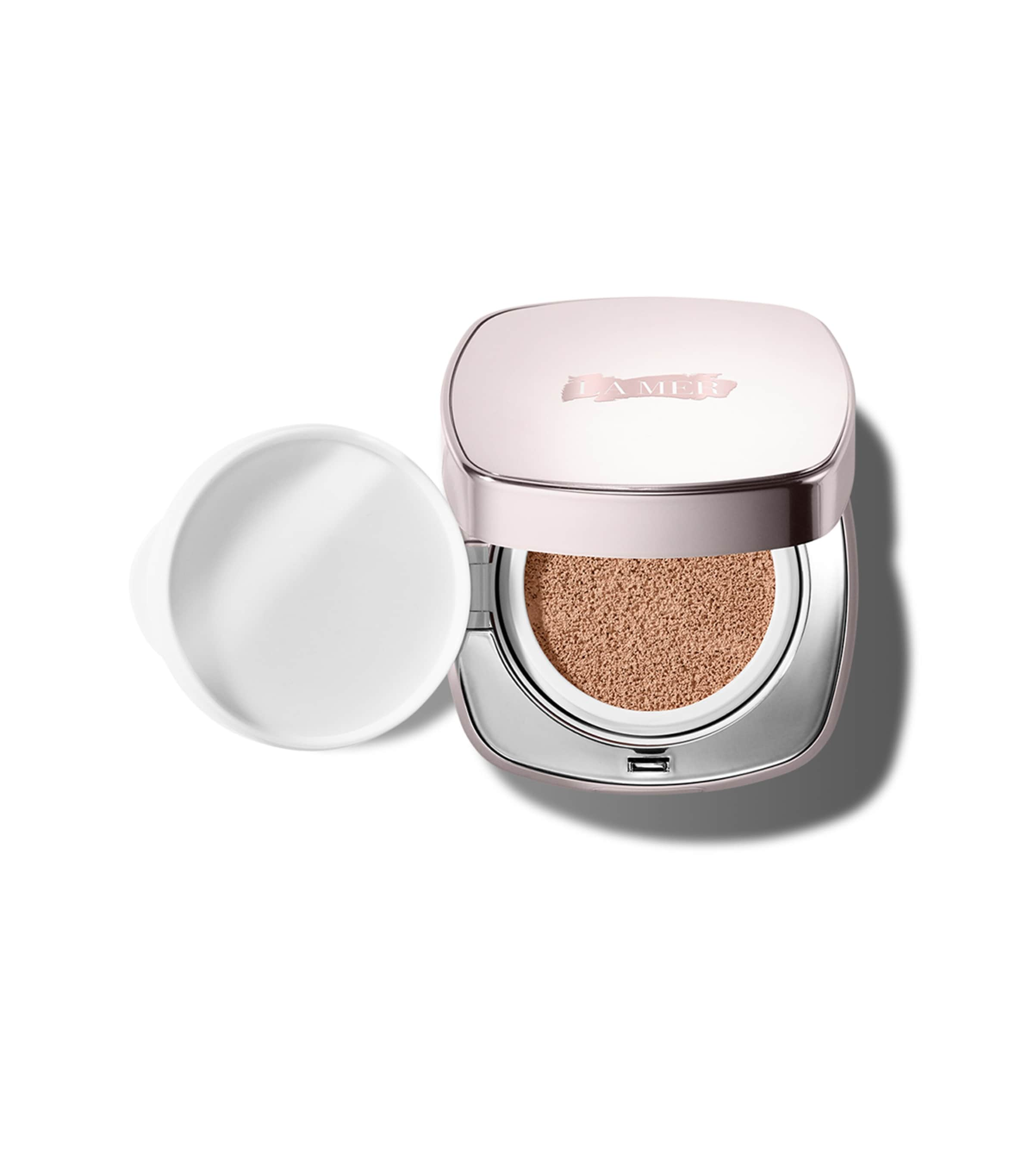 Shop La Mer The Luminous Lifting Cushion Foundation In Nude