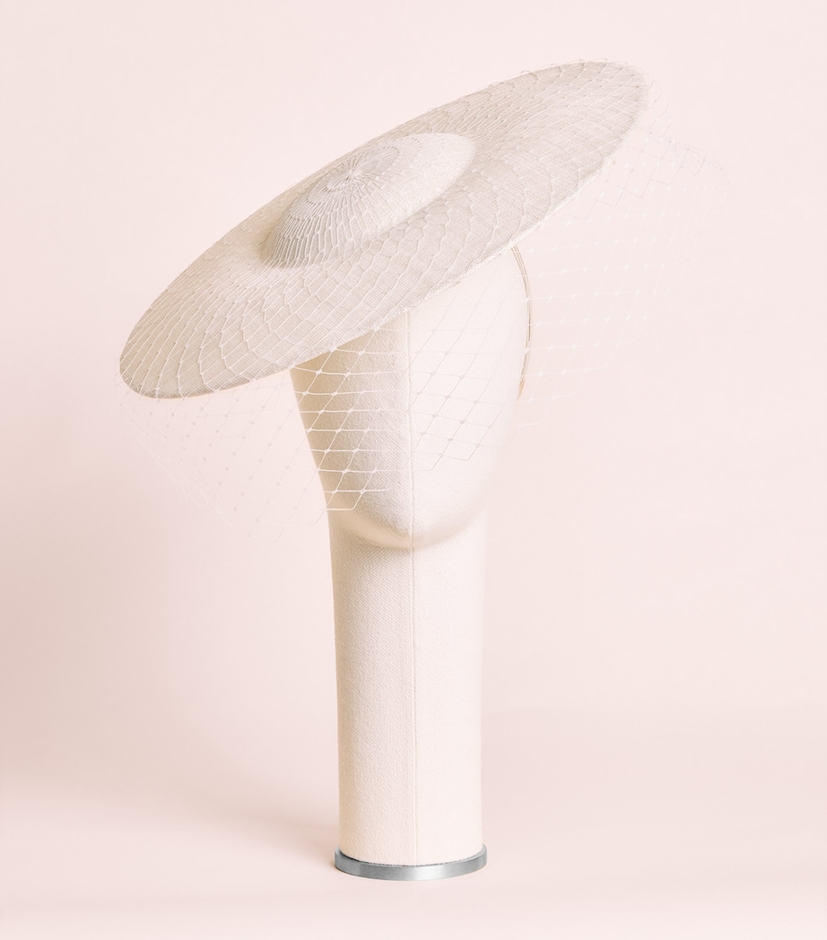 EMILY-LONDON Zaehtia Hat White Image 2