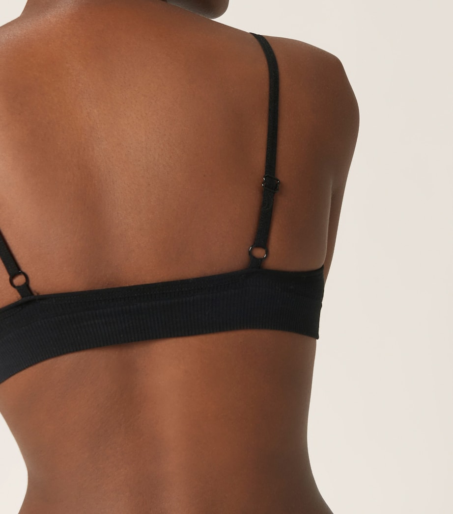 Seamless Bra F0002 Image 3