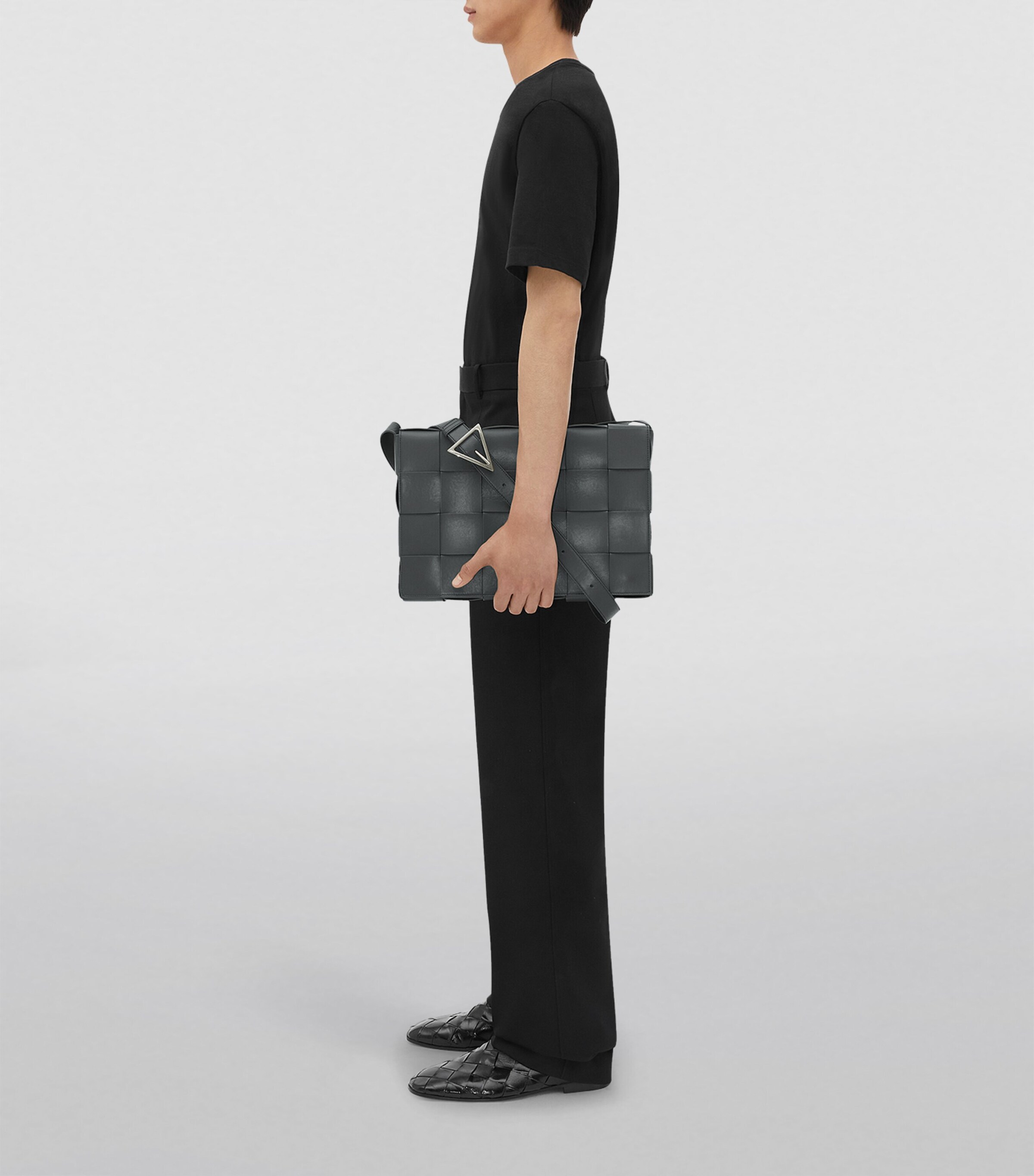 Bottega Veneta Brown Maxi Leather Cassette Camera Bag | Harrods UK