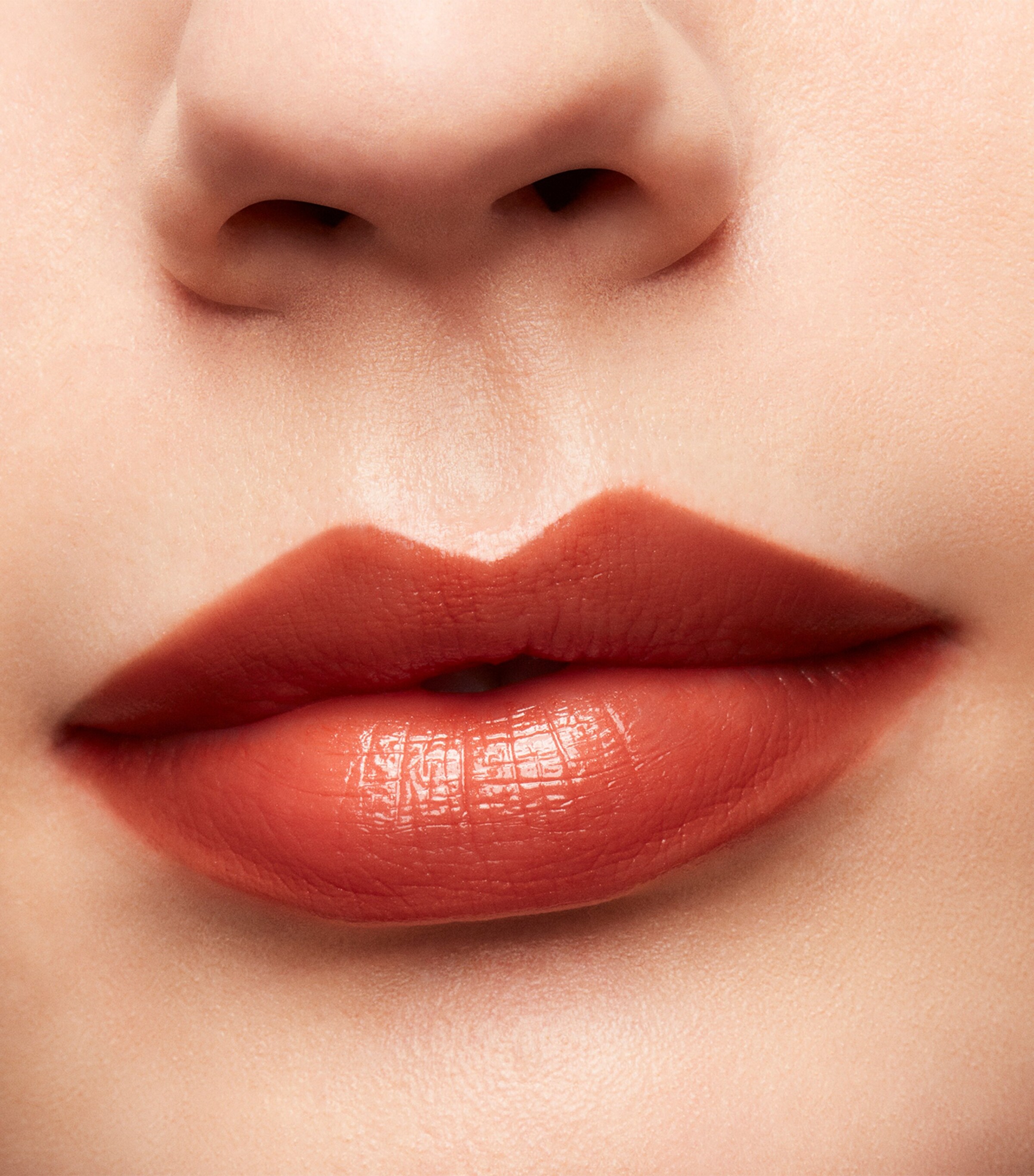 MAC Lustreglass Sheer-Shine Lipstick Work Crush Image 3