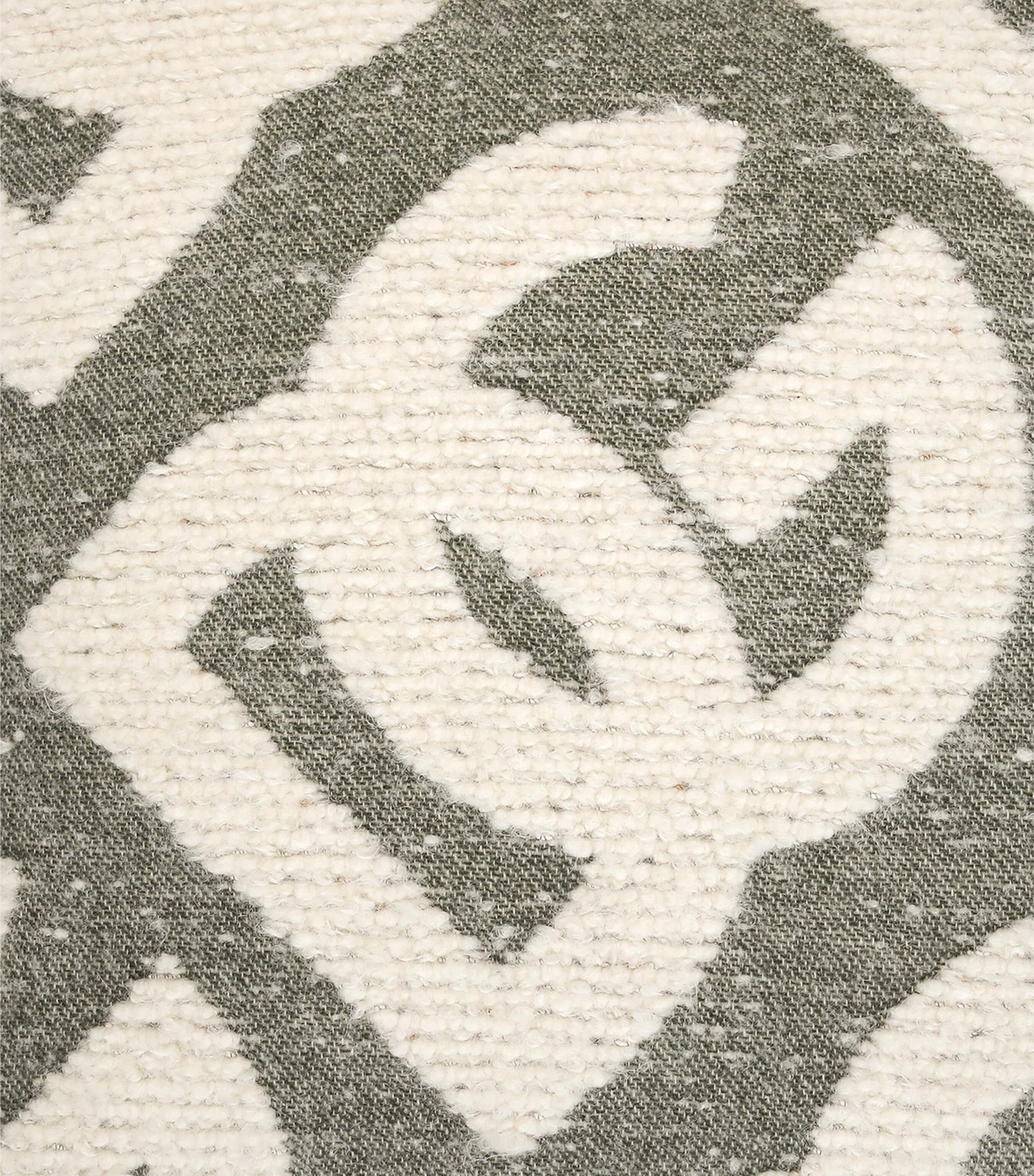 Wool-Silk-Cashmere Logo Cushion (50cm x 50cm) U0020-VERDE Image 4