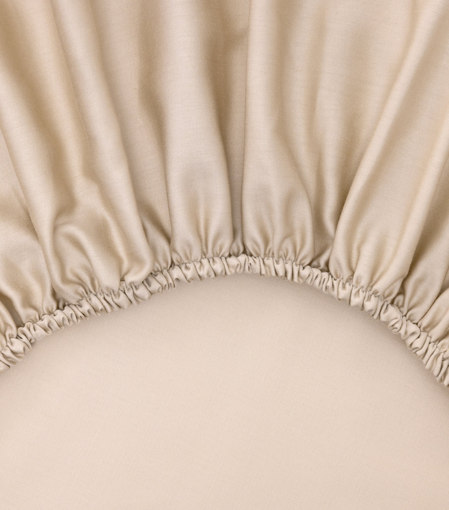 Yves Delorme Triomphe Double Fitted Sheet (135cm x 190cm) Dune Image 2