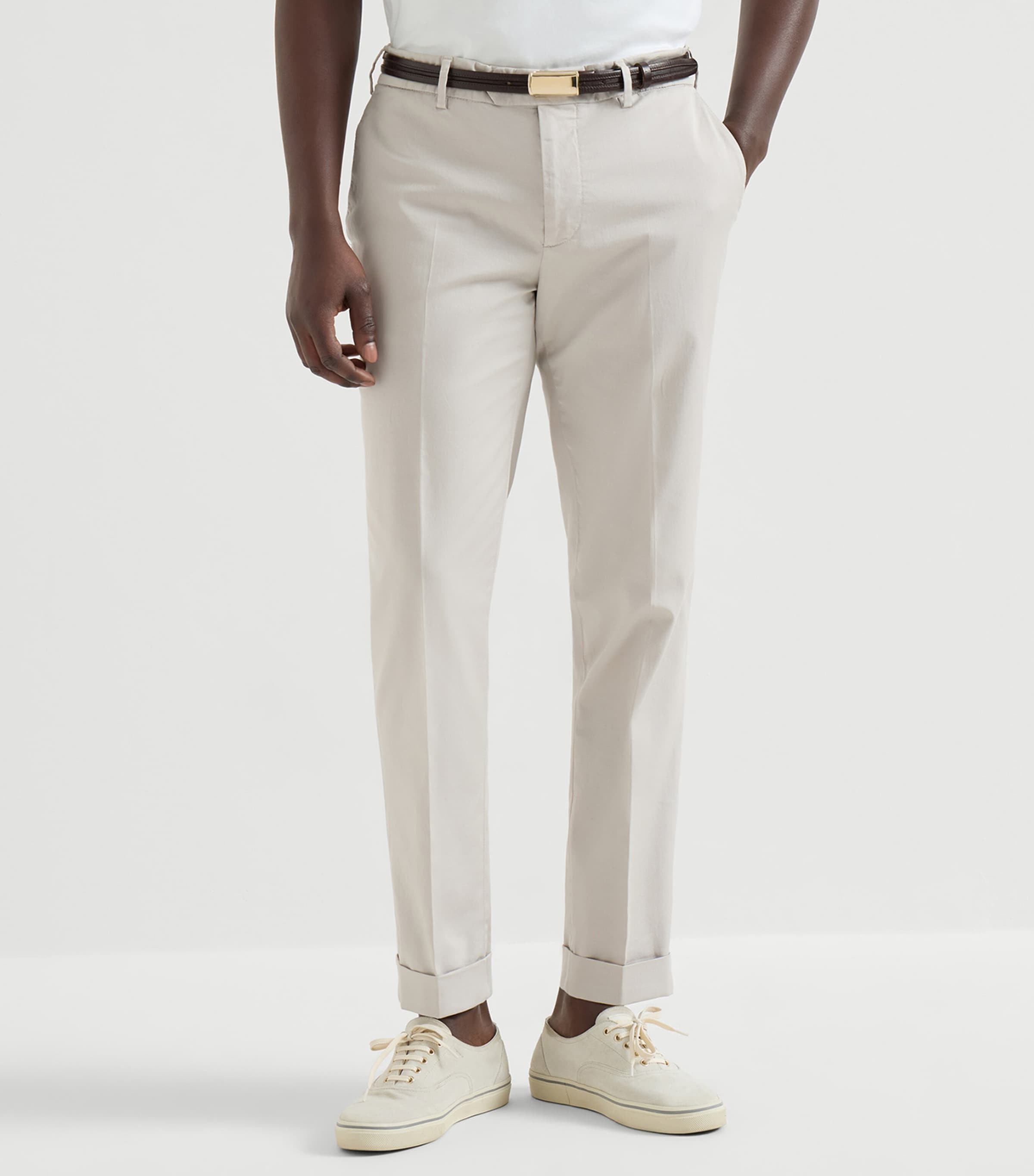 Brunello Cucinelli Mens Stretch-Cotton Garment-Dyed Trousers Image 3