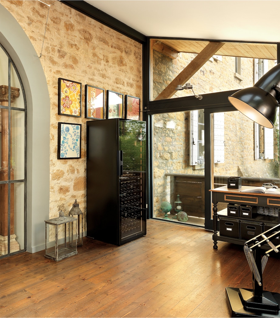 Large Single-Temperature Free-Standing Revelation Wine Cabinet NO COLOUR Image 3