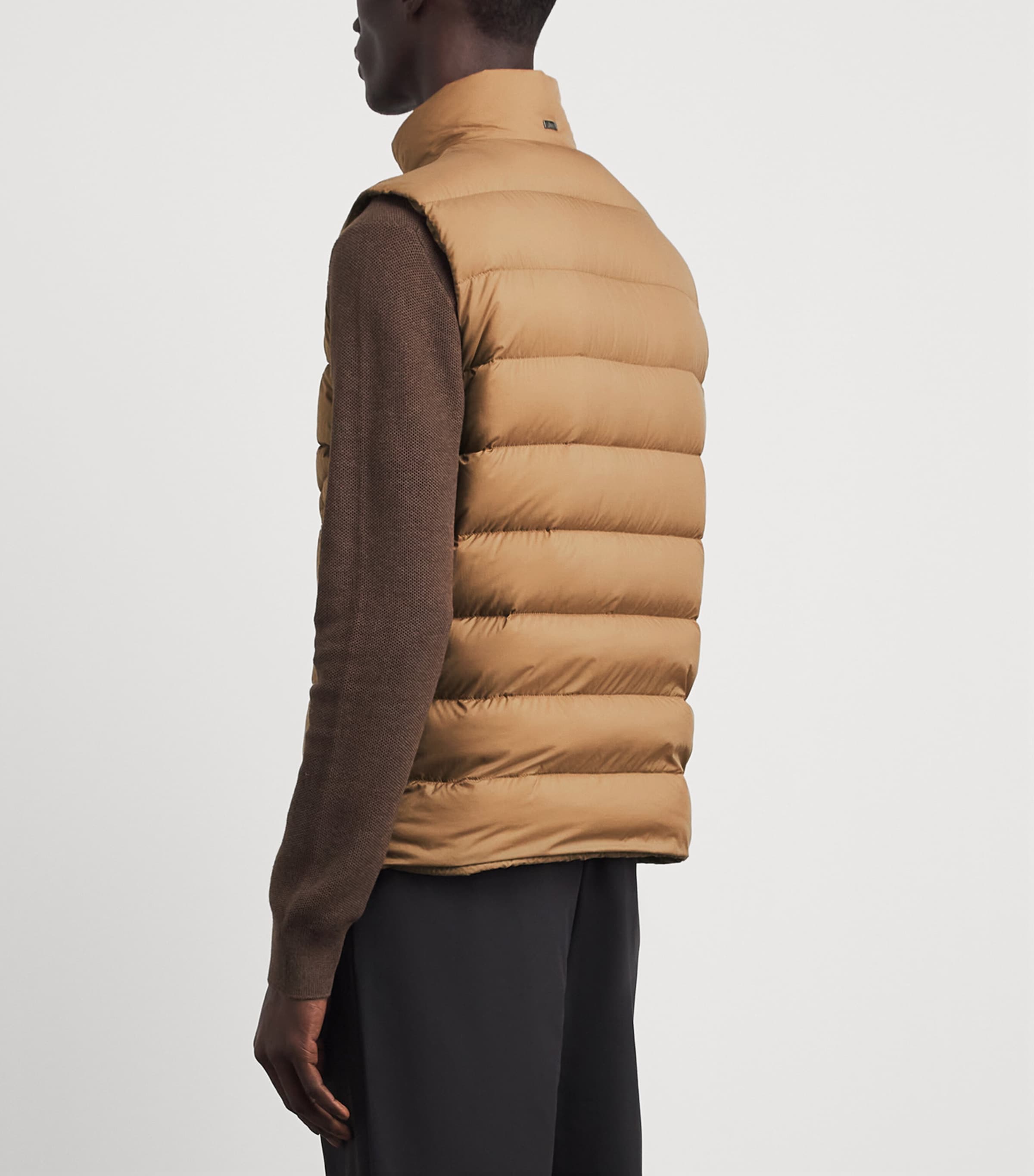 Herno Mens Down Quilted Gilet Cammello Image 5