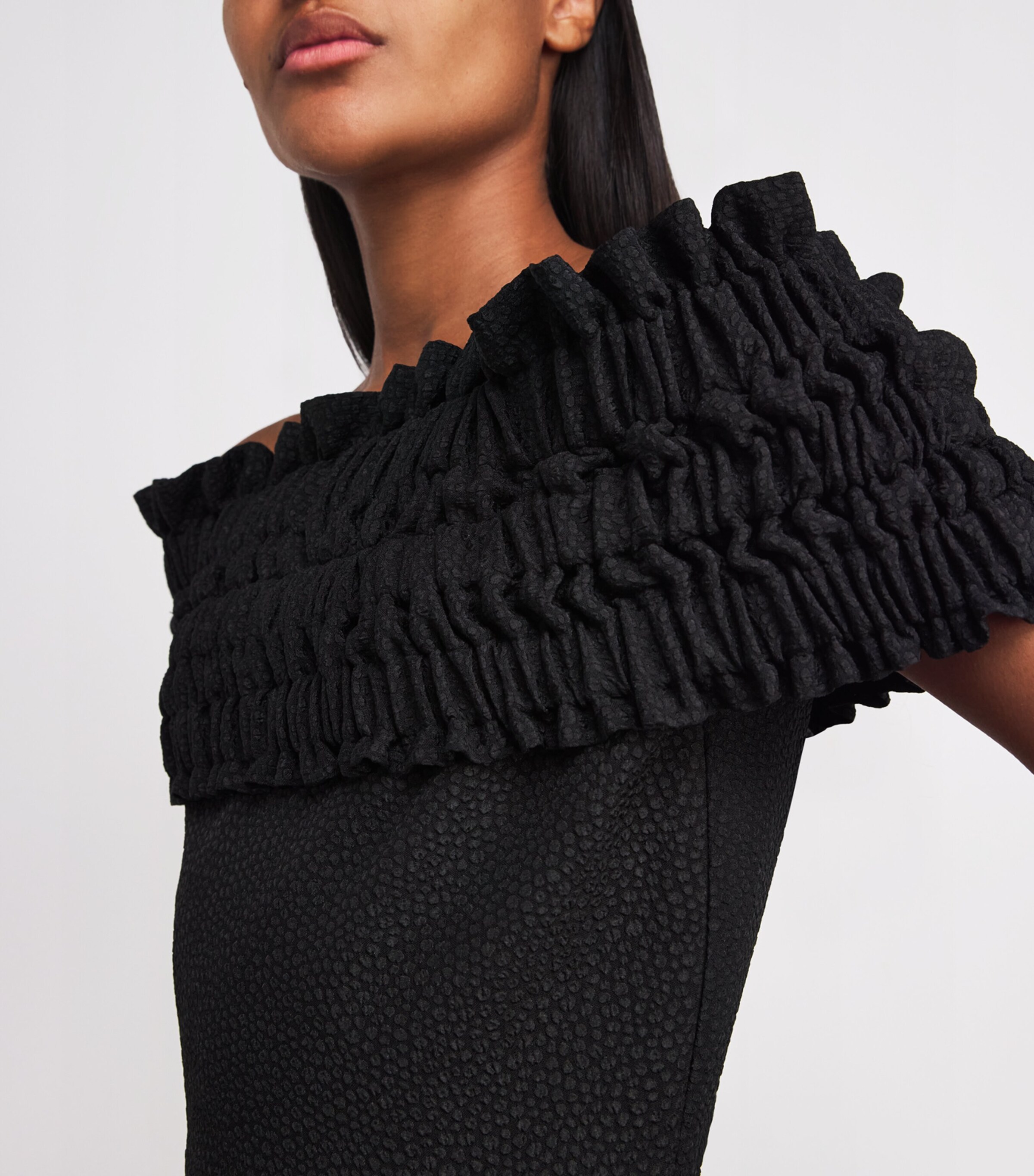 Jacquard Off-The-Shoulder Philomena Midi Dress BLA Image 6