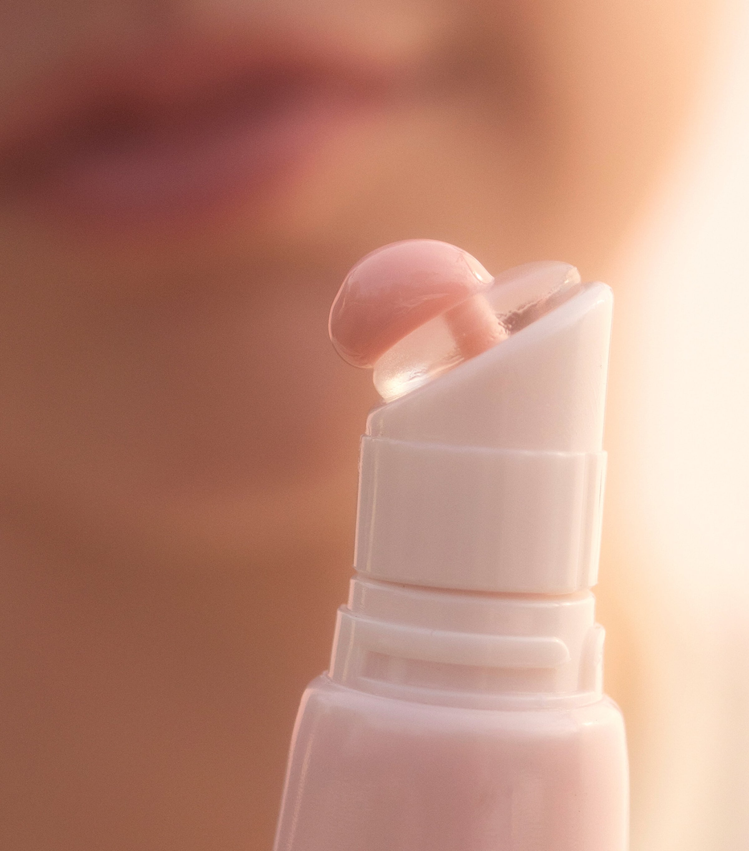 The Kissu Lip Treatment (10ml) NO COLOUR Image 5