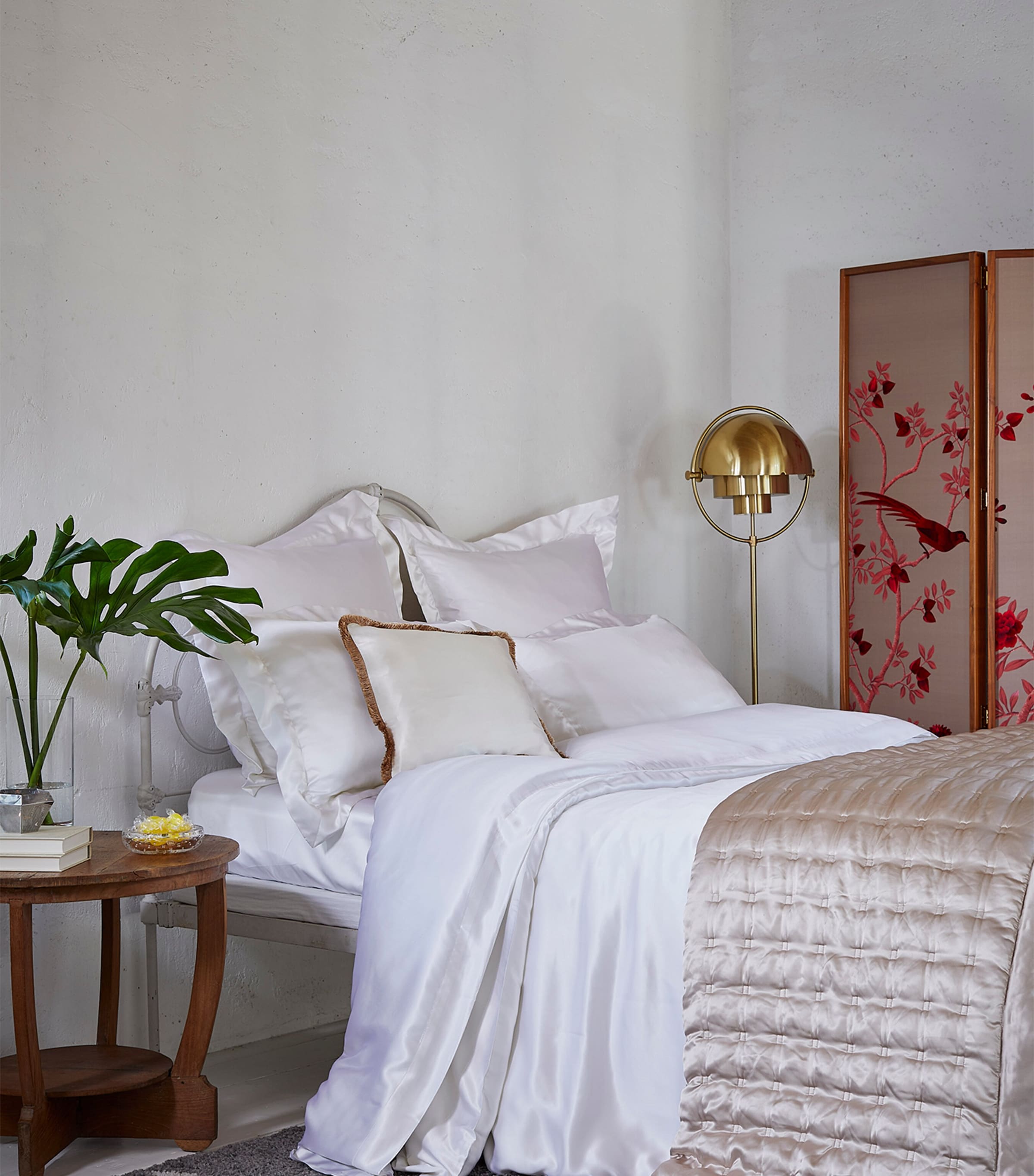 Silk Oxford Pillowcase (50cm x 75cm) WHITE Image 3