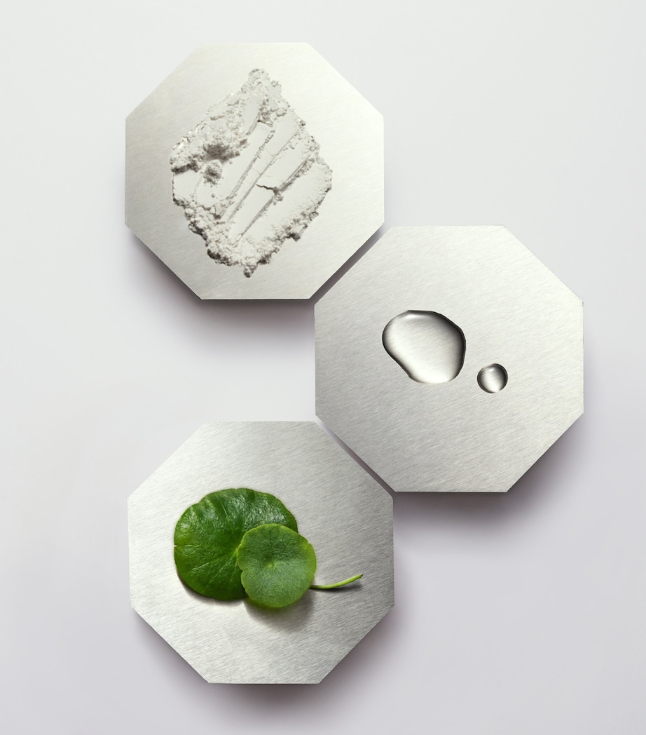 The Exceptional Overnight Chronobiology Peel (8 x 4ml) NO COLOUR Image 4