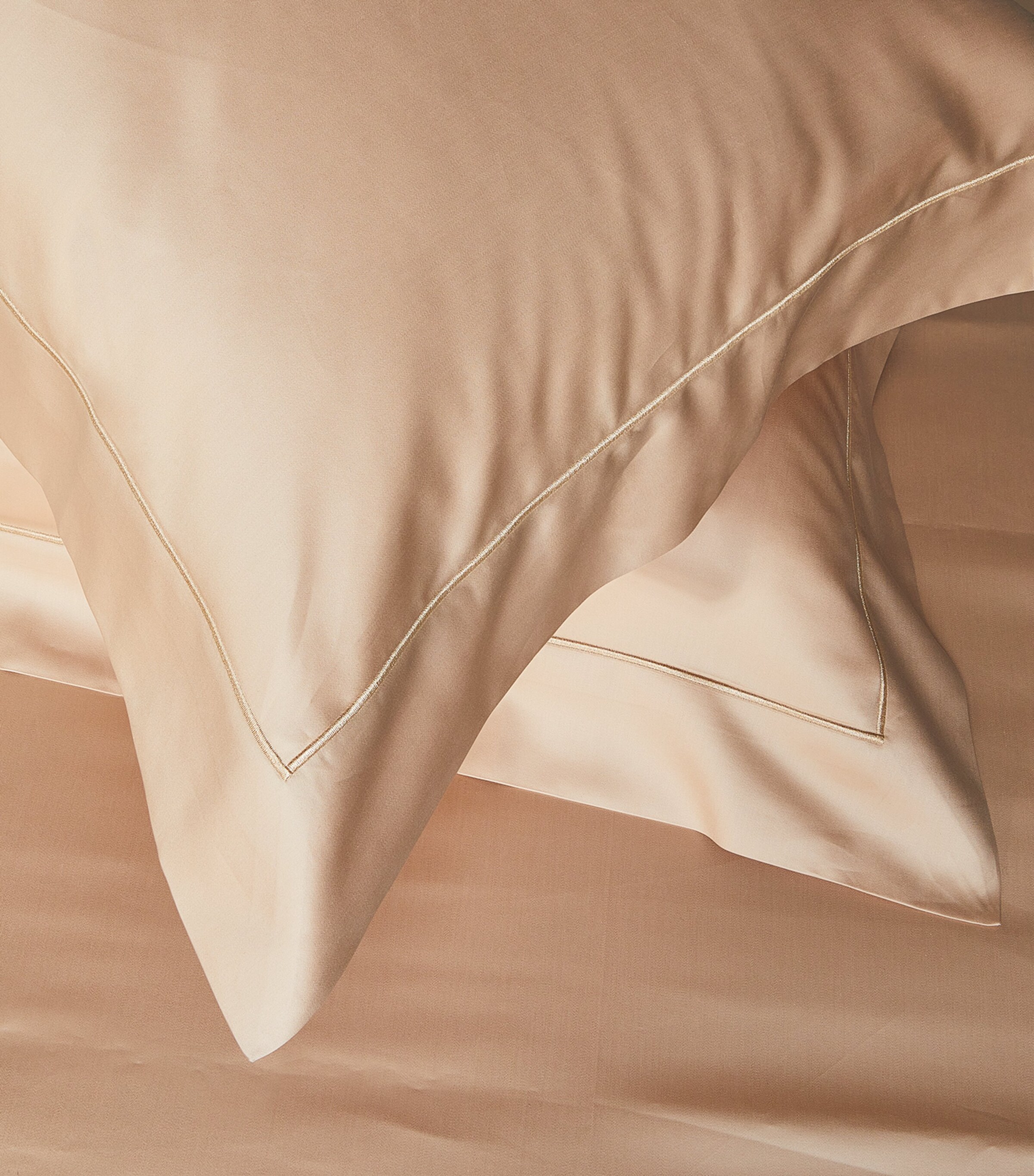 Celso De Lemos Bourdon Oxford Pillowcase (50cm x 75cm) Powder Image 5