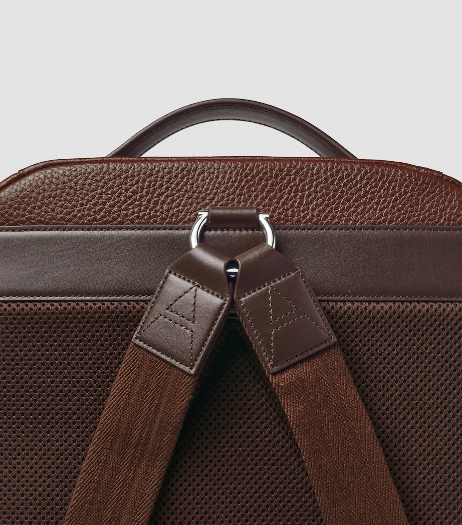 Pebble Leather Reporter Zipped Backpack TOBACCO Image 4