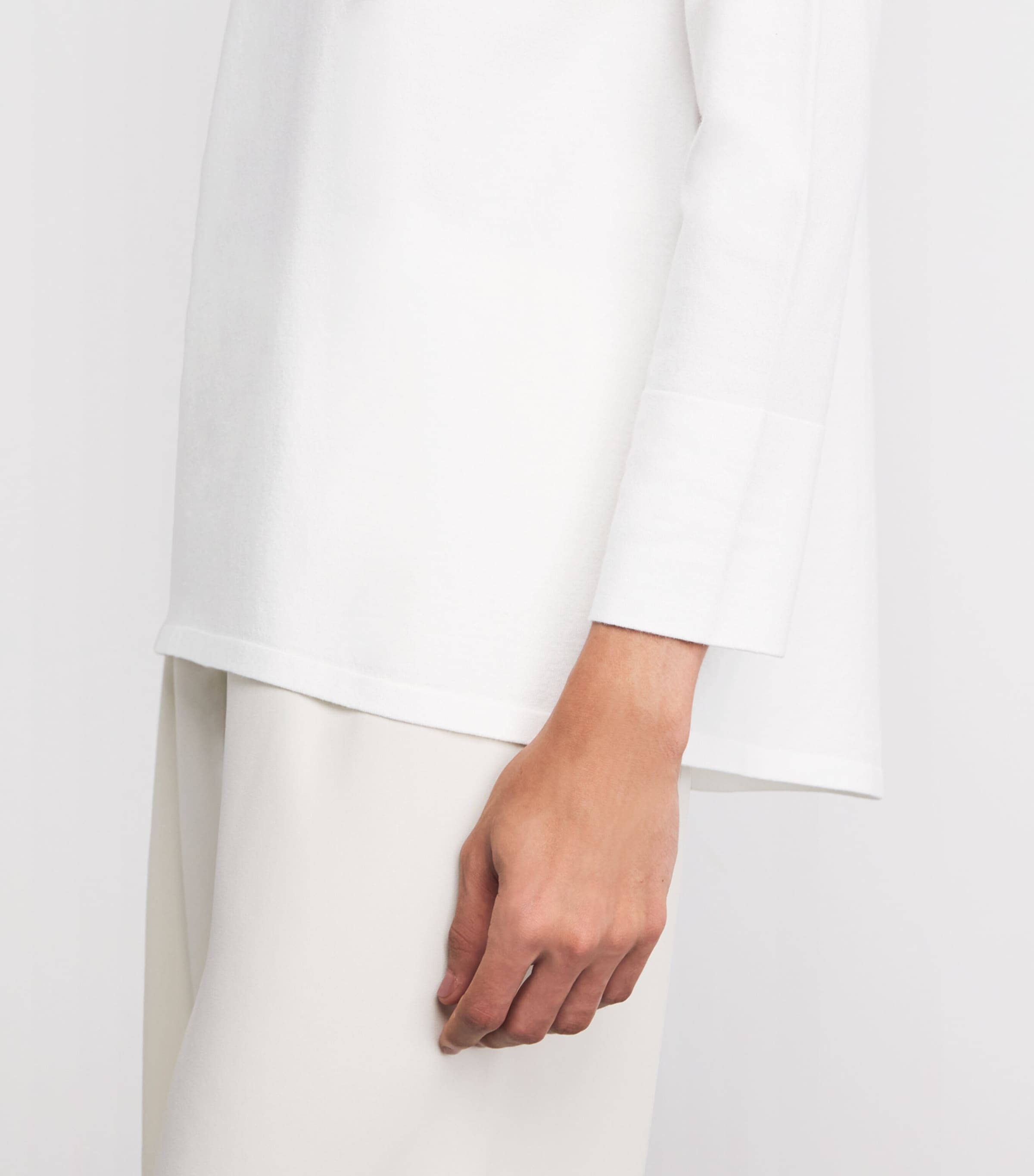 MM Womens Crew-Neck Sweater White Image 3
