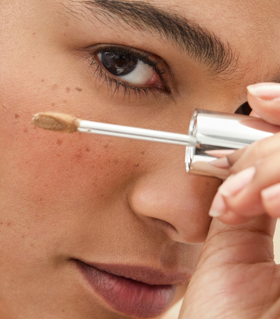 Chantecaille CHANT BIO LIFTING CONCEALER SHELL 26 Shell Image 5