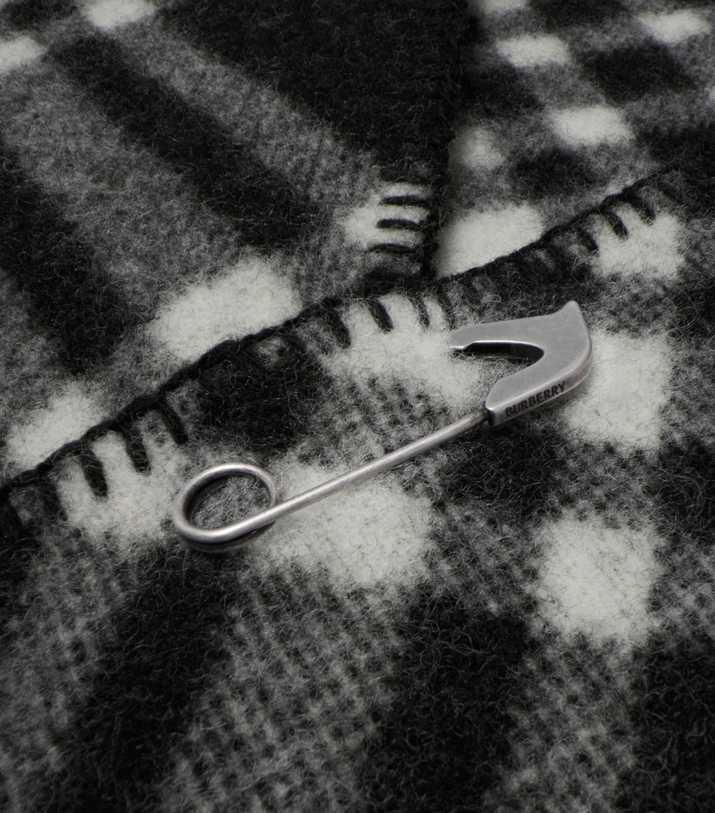 Wool Check Hooded Scarf BLACK Image 2