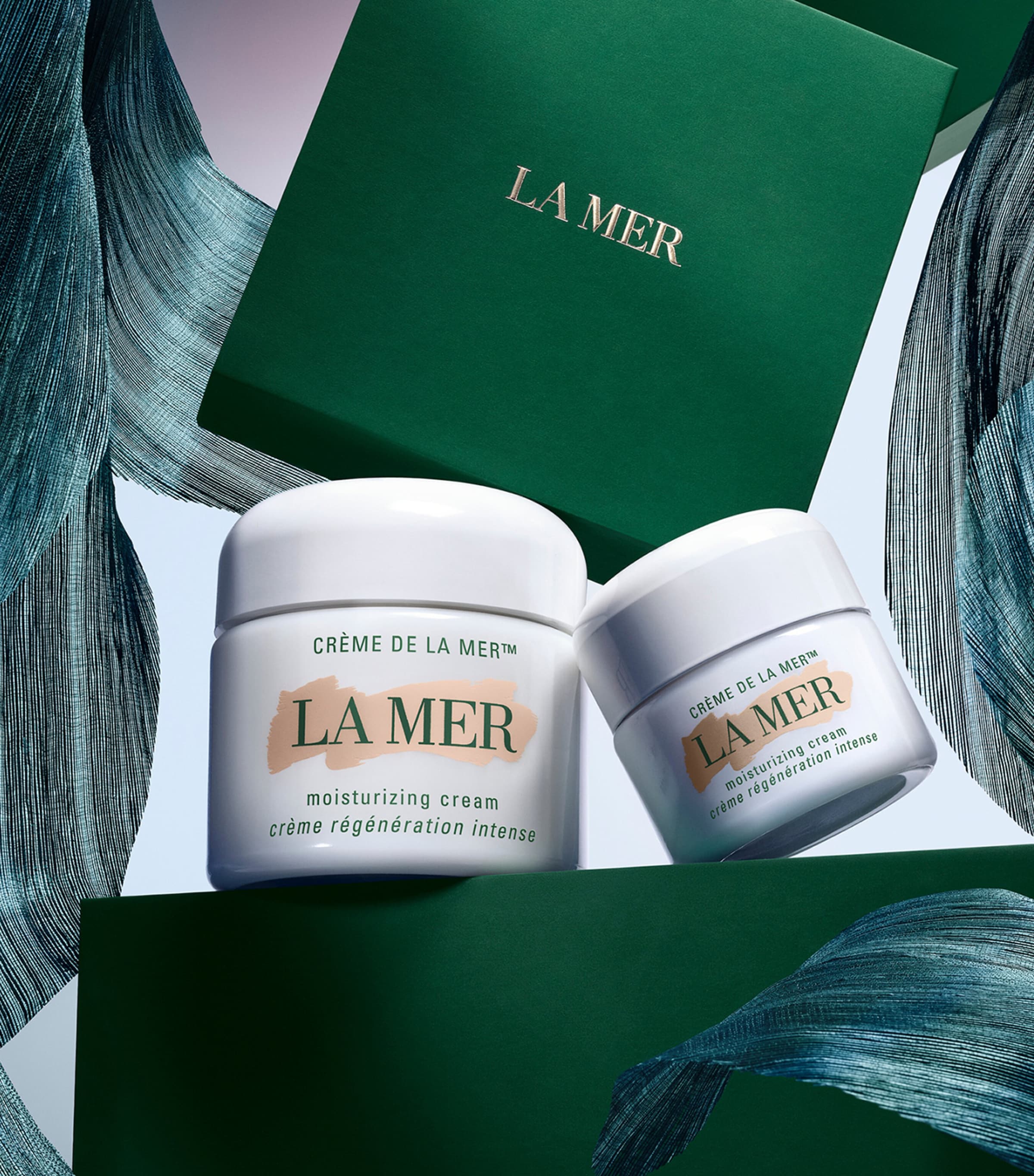 La Mer Crème de La Mer Hydration Gift Set Image 2