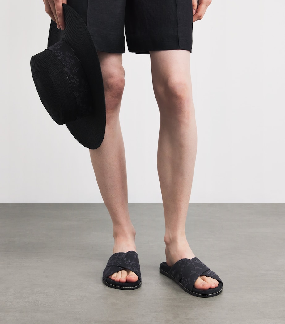 Embroidered Crossover Slides NERO Image 6