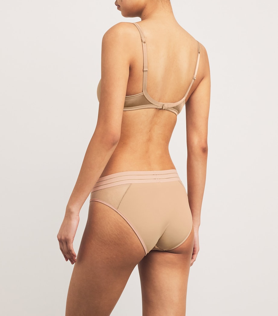 Nufit Bikini Briefs 389 POWER SKIN Image 3