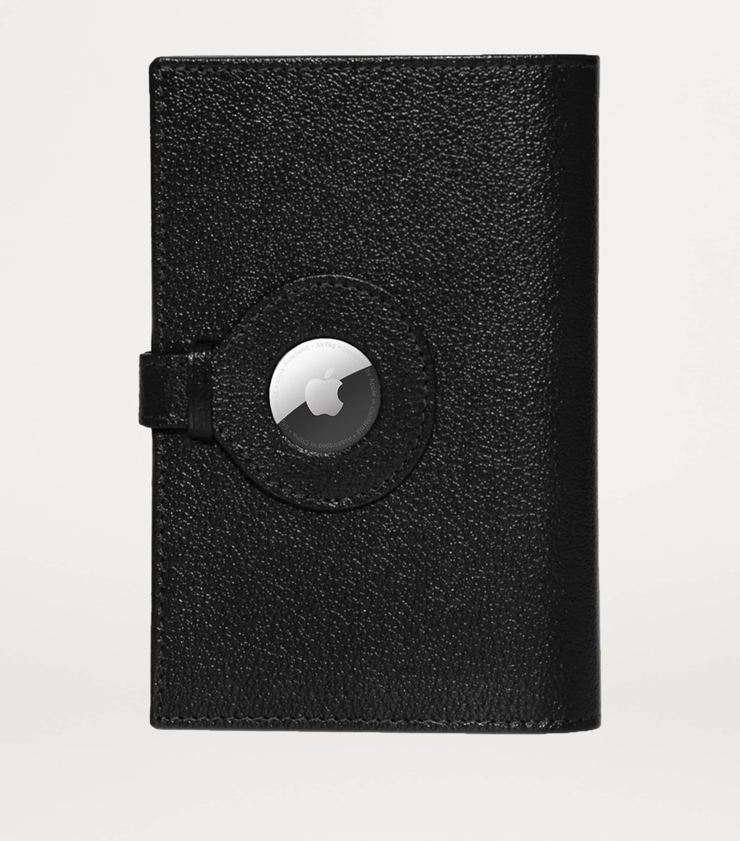 Leather AirTag Passport Case BLACK Image 2