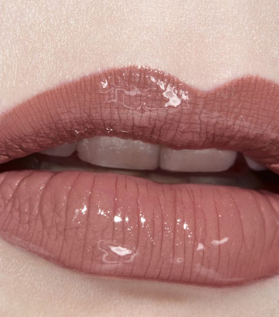 Le Rouge Duo Ultra Tenue Liquid Lip Colour 69 TENDER BEIGE Image 5