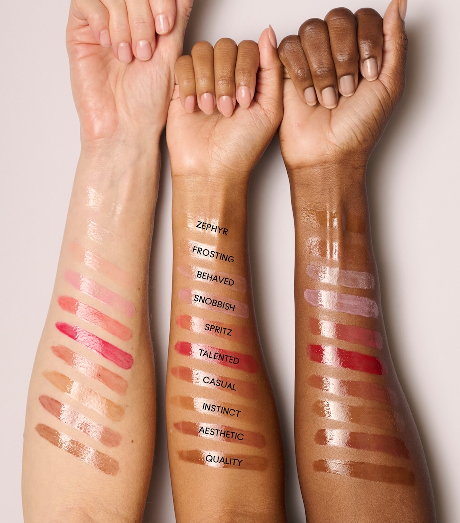 Lipglass Air Non-Stick Lip Gloss SNOBBISH Image 3