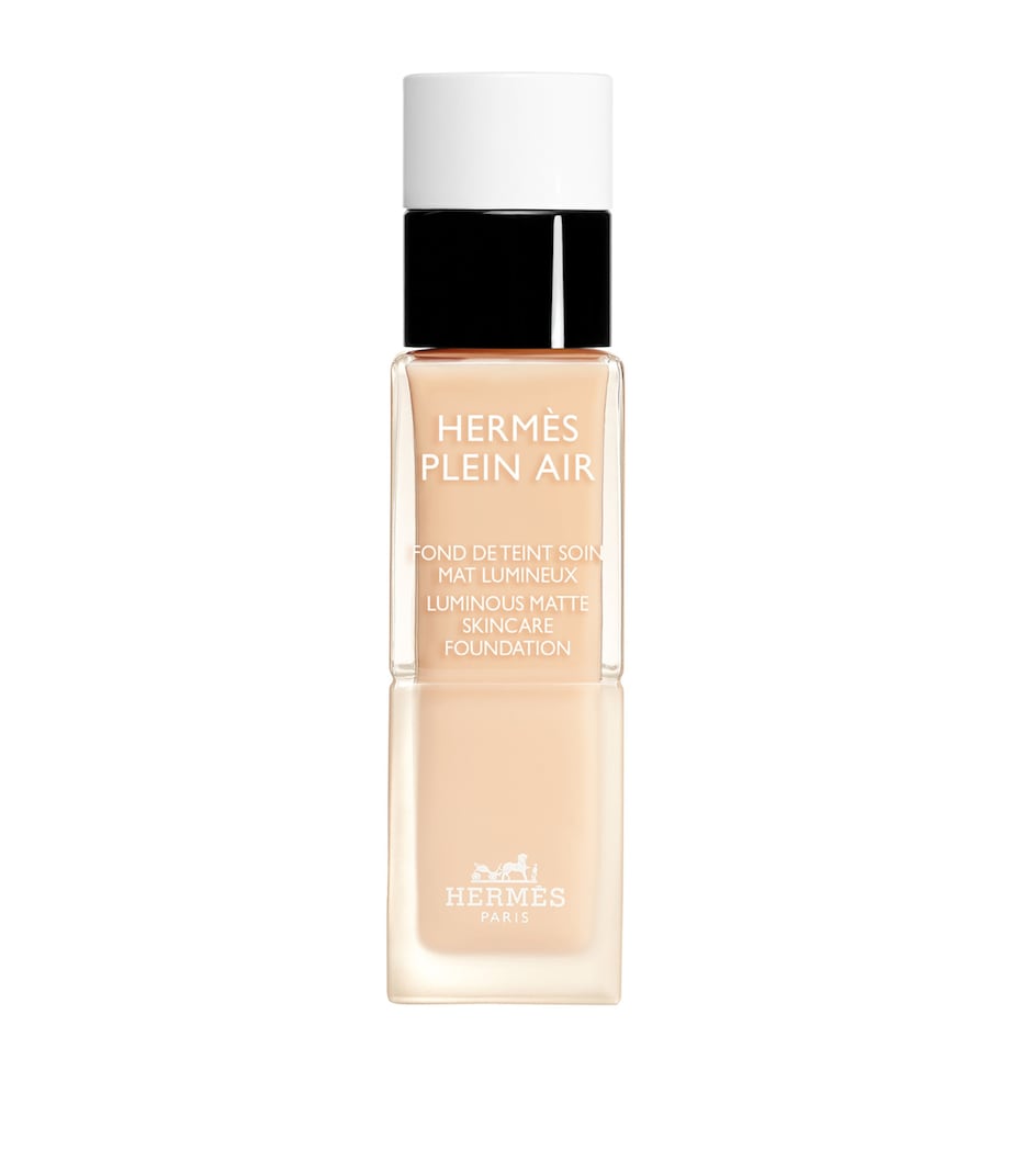Plein Air Luminous Matte Skincare Foundation VANILLE Image 1