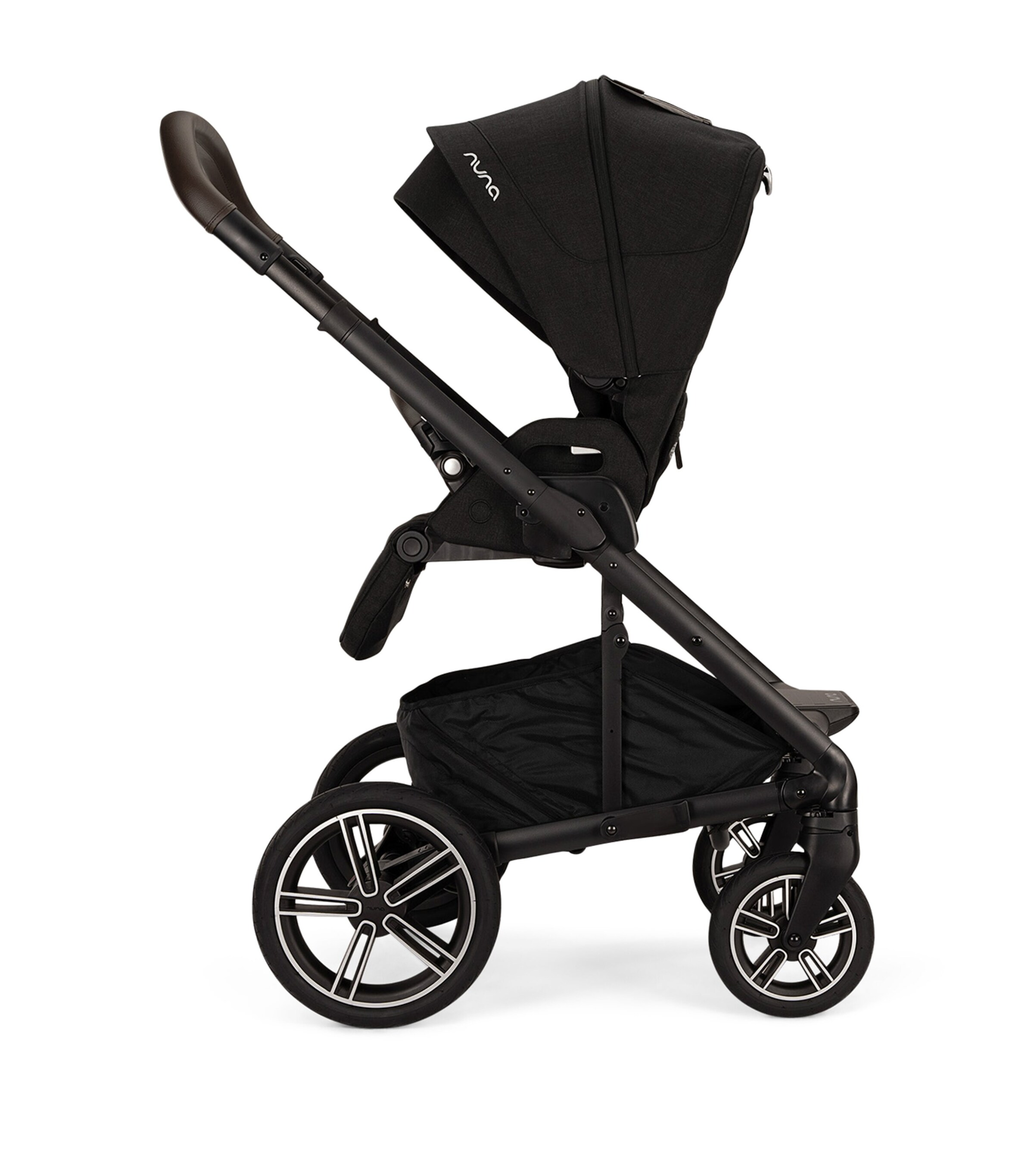 MIXX Next Pushchair and Carry Cot, ARRA Flex Car Seat and BASE Curv Adaptor Bundle CAVIAR Image 5