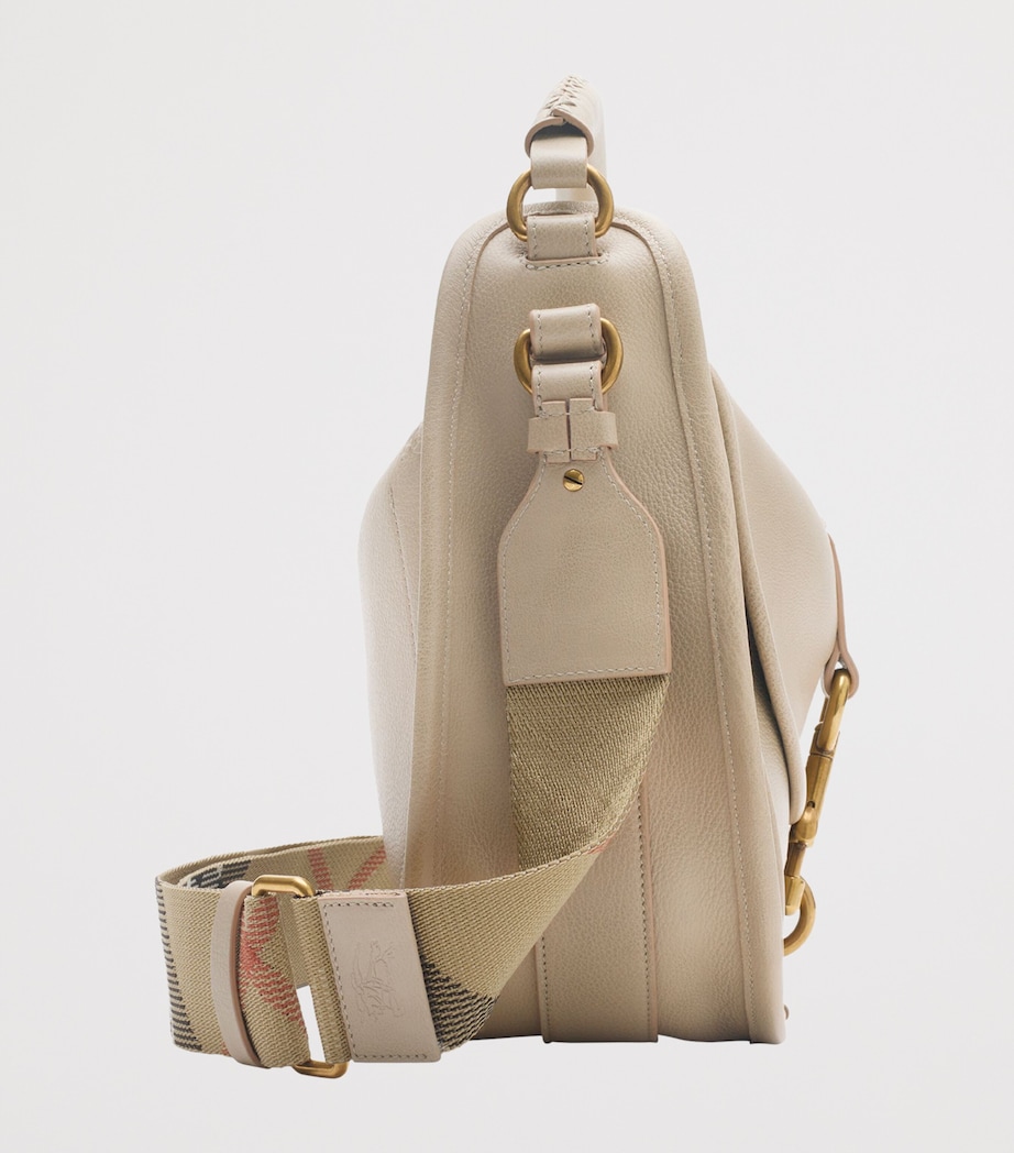 Small Calf Leather B Clip Messenger Bag MUSHROOM Image 4