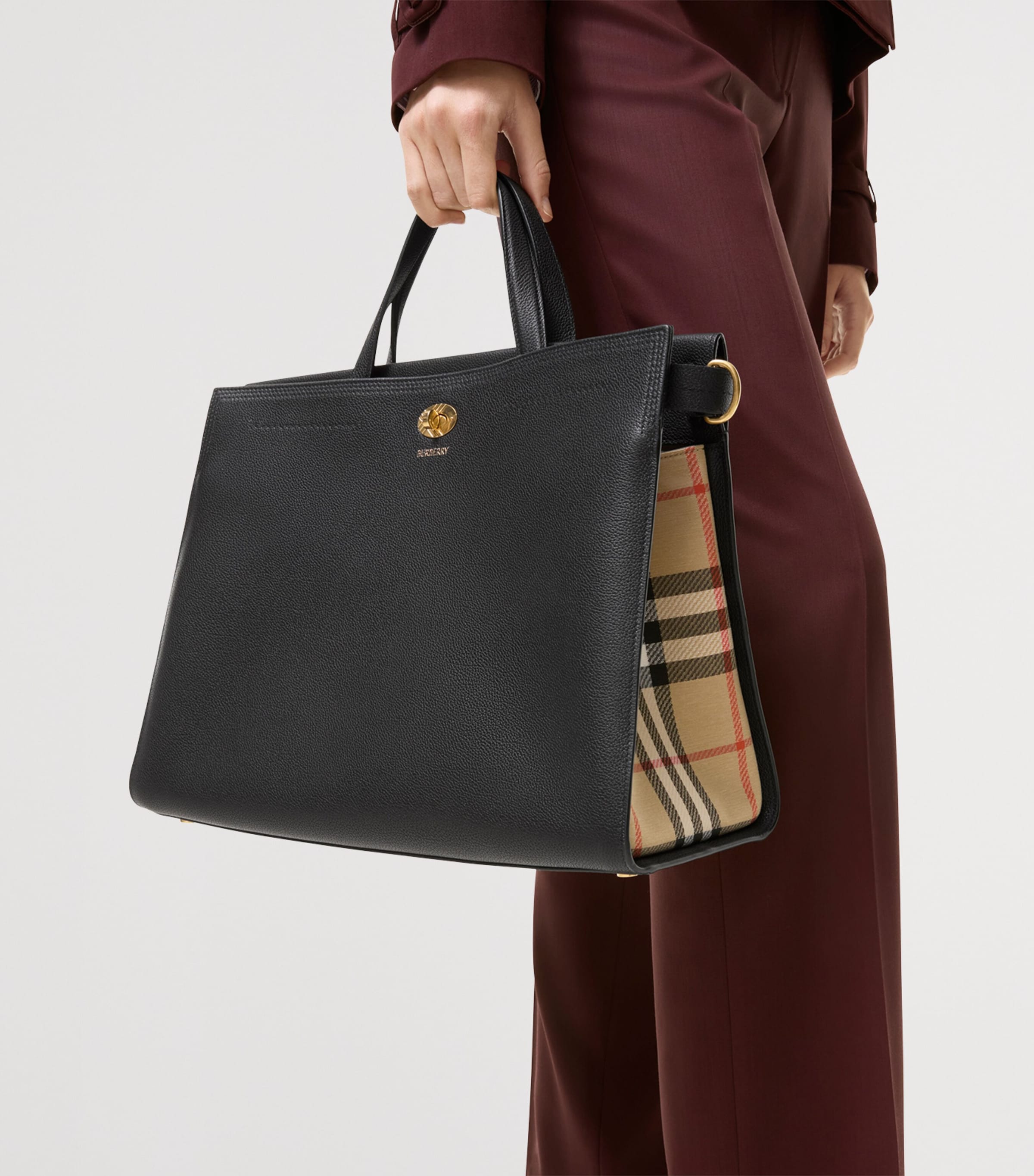 Burberry Medium Leather Cotswolds Check Tote Bag Black Image 2
