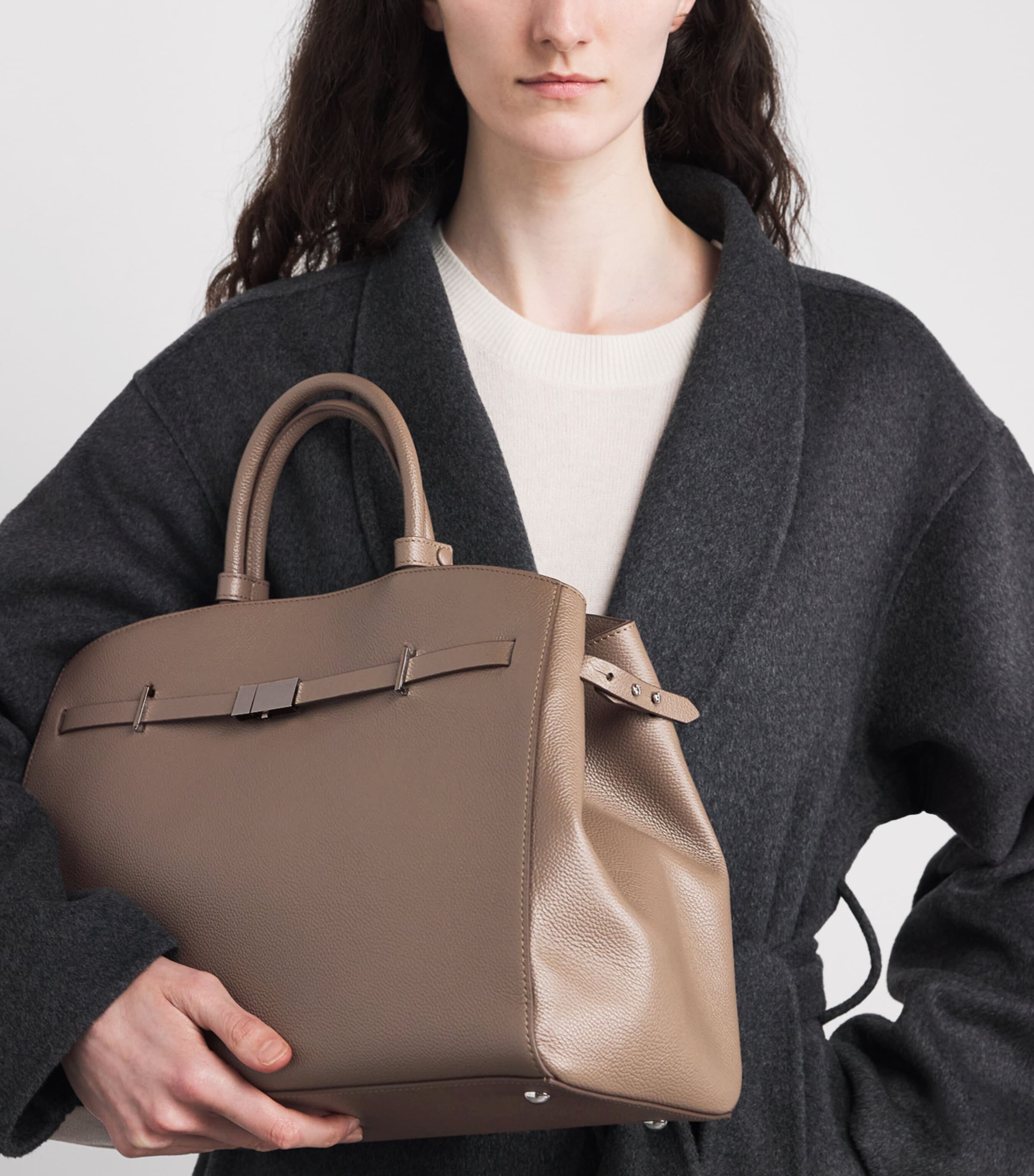 Leather Hudson Shoulder Bag DARK TAUPE F02 Image 5