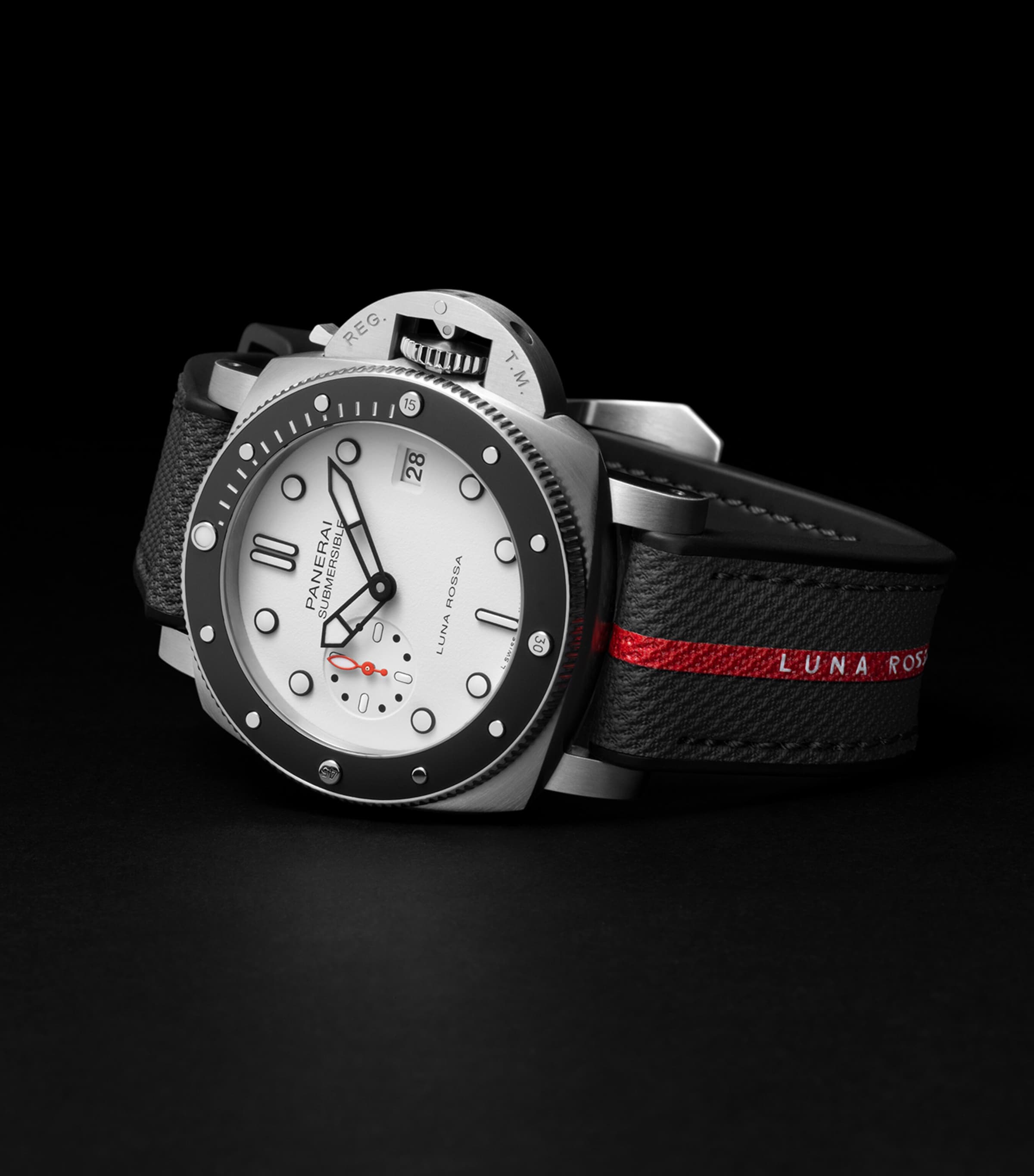 Stainless Steel Submersible Watch 43mm WHITE Image 5