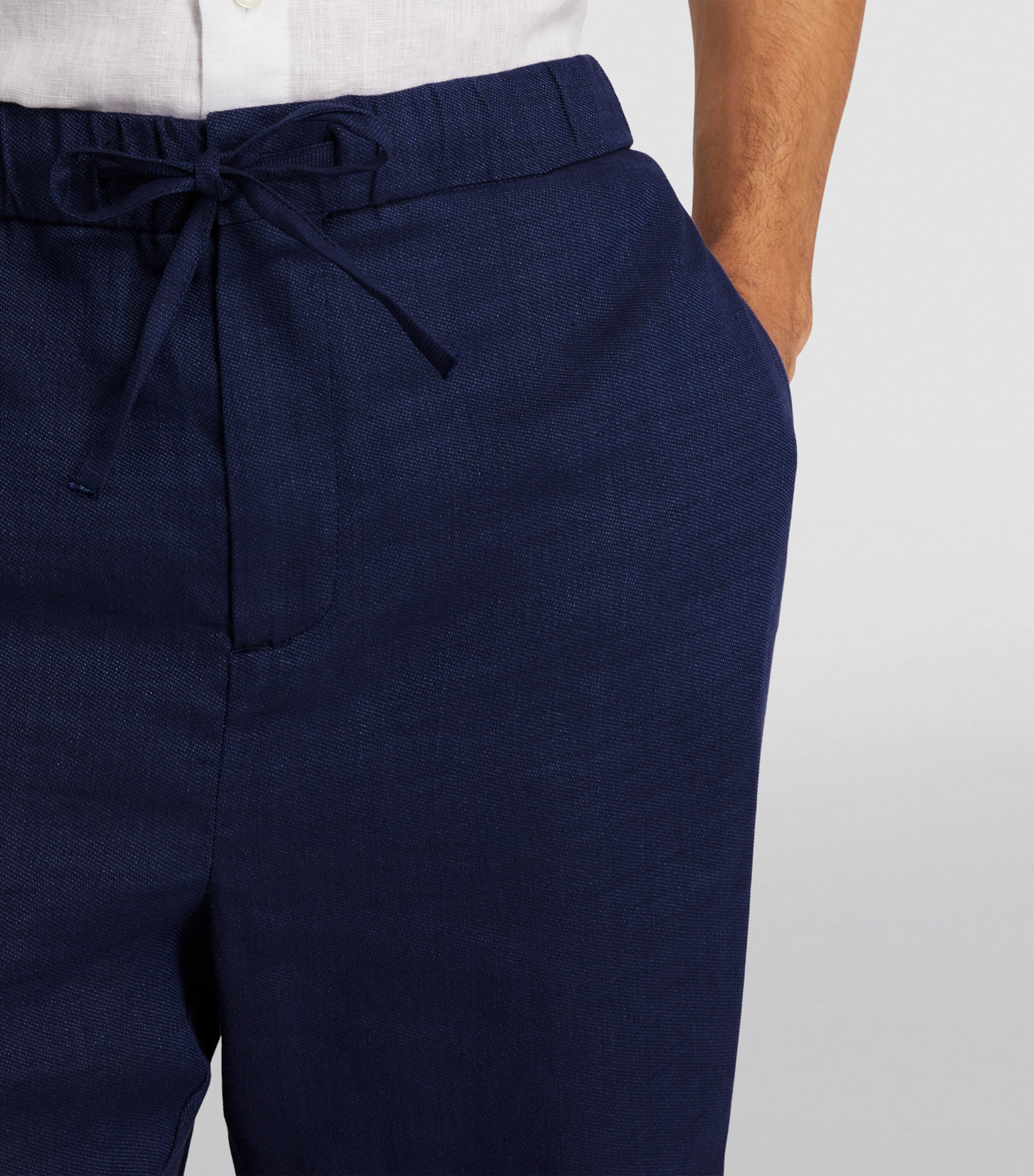 Oscar Chinos NAVY Image 6