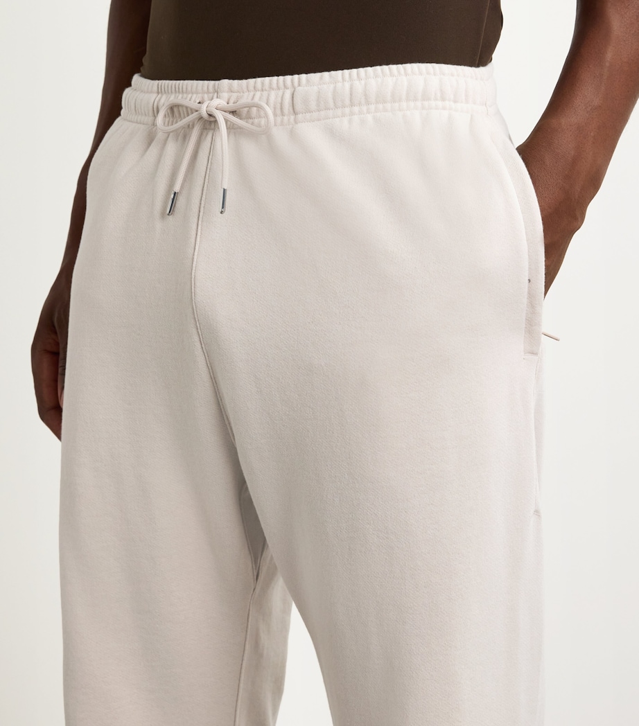 Alo Yoga Mens Cotton-Blend Chill Sweatpants Bone Image 6