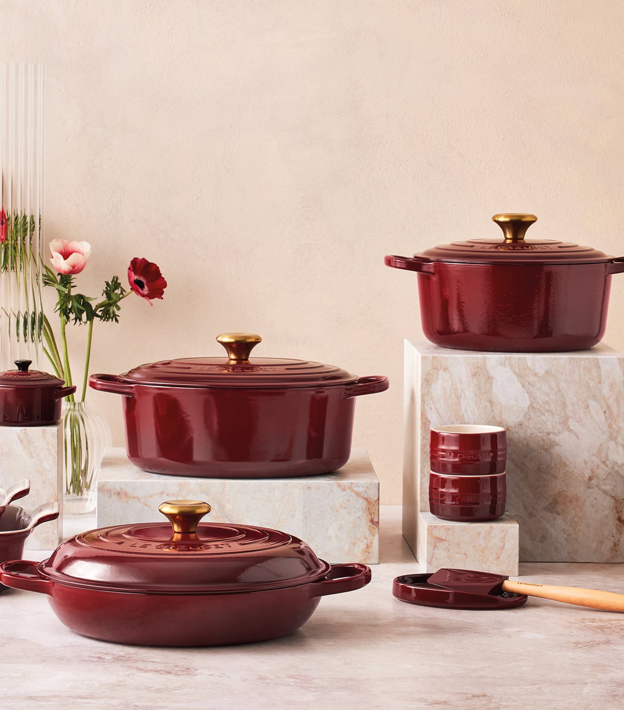 Le Creuset Cast Iron Oval Casserole Dish (29cm) Garnet Image 6