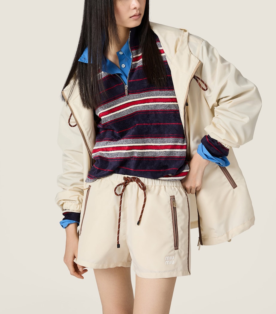 Technical Drawstring Shorts F0032 Image 4