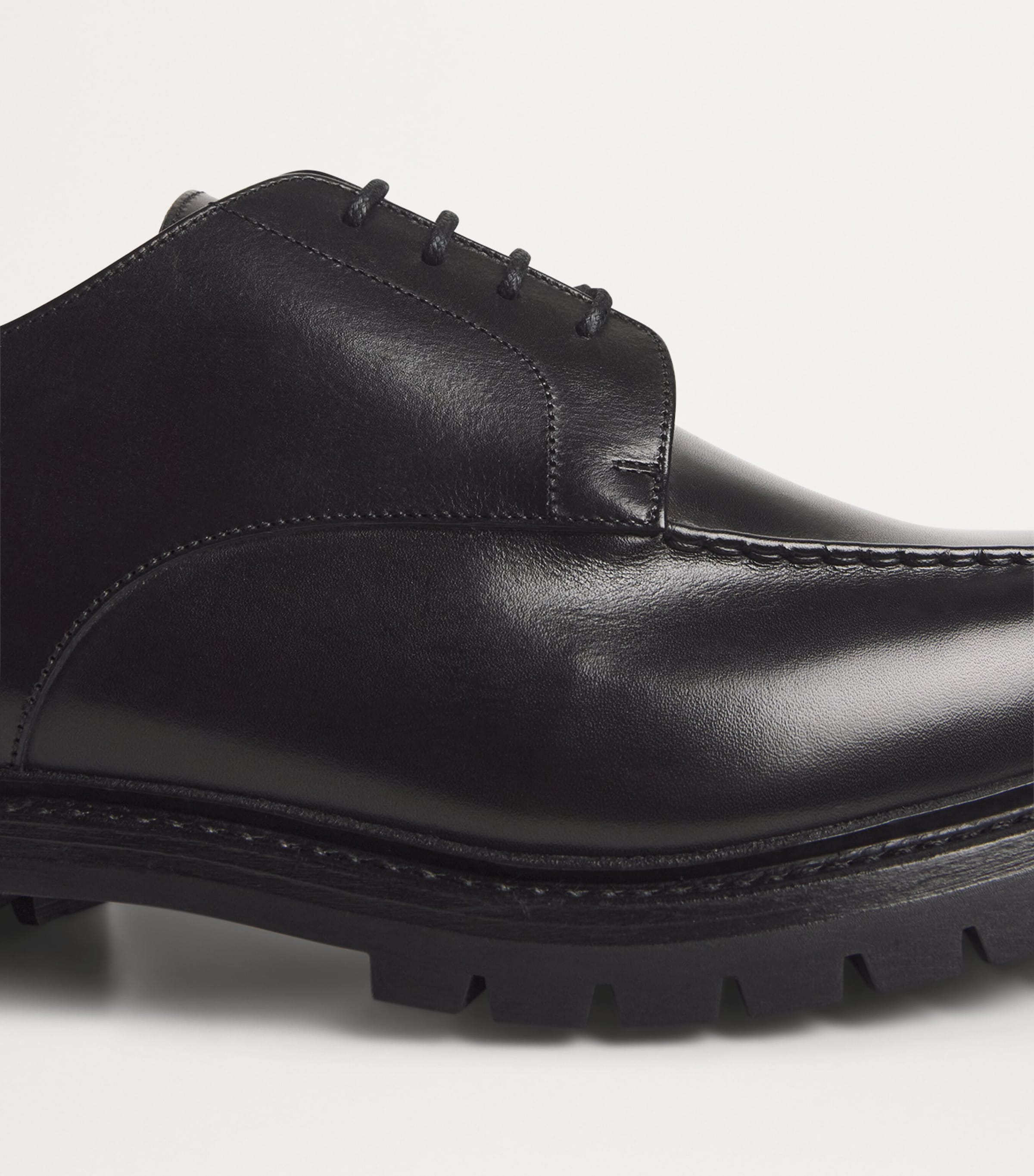 Leather Commmando Derby Shoes BLACK Image 7