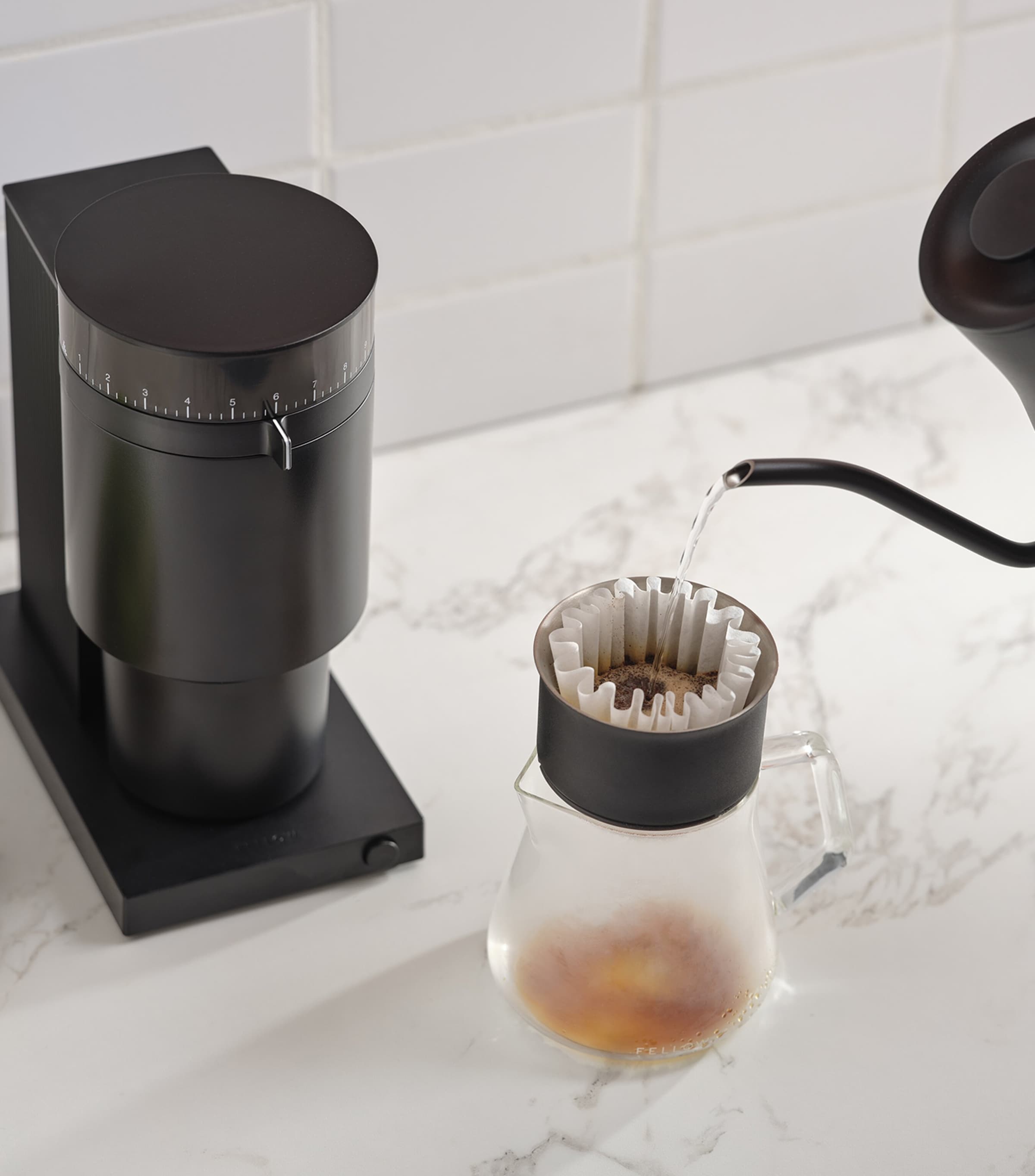 Opus Conical Burr All Purpose Coffee Grinder BLACK Image 7