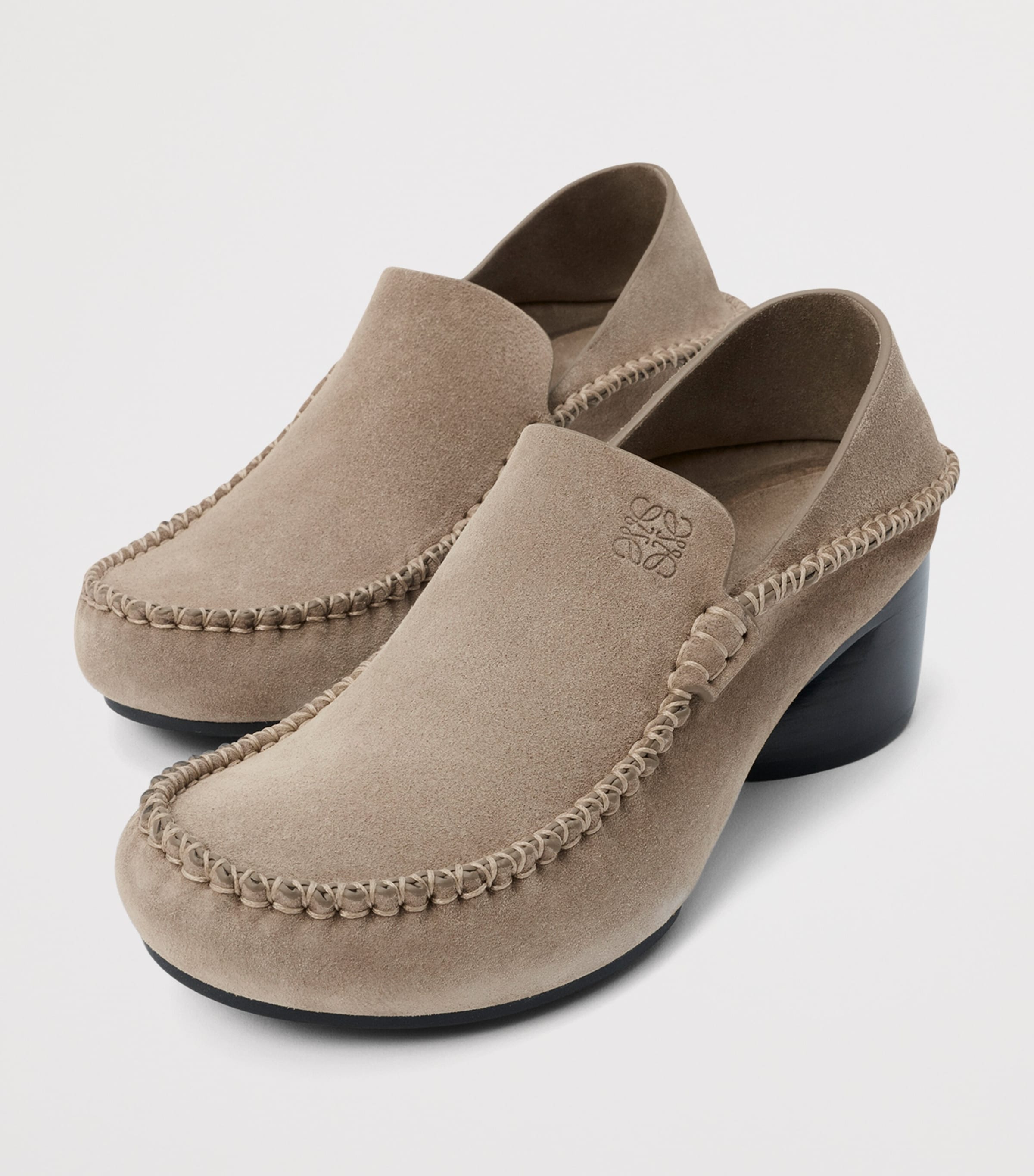 LOEWE Leather Oval Heeled Loafers 45 Hazelnut Image 2