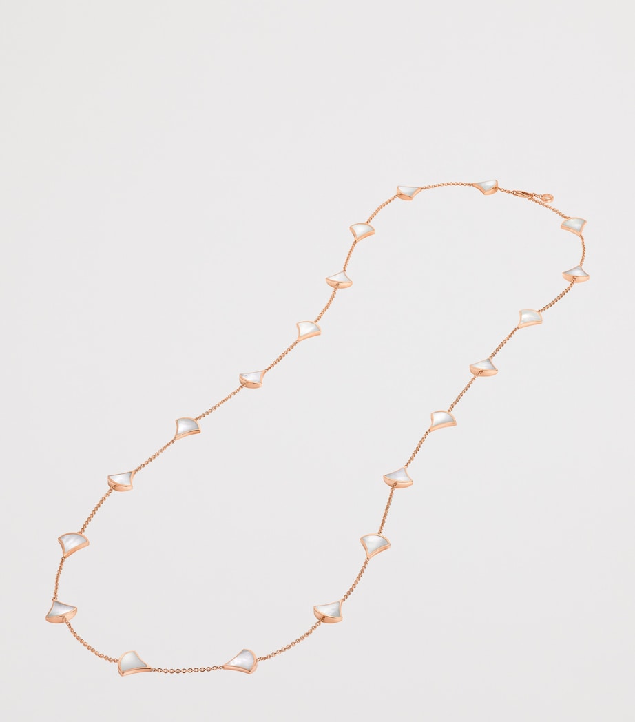 Bvlgari Rose Gold and Mother-of-Pearl Divas’ Dream Necklace Rose Gold Image 2