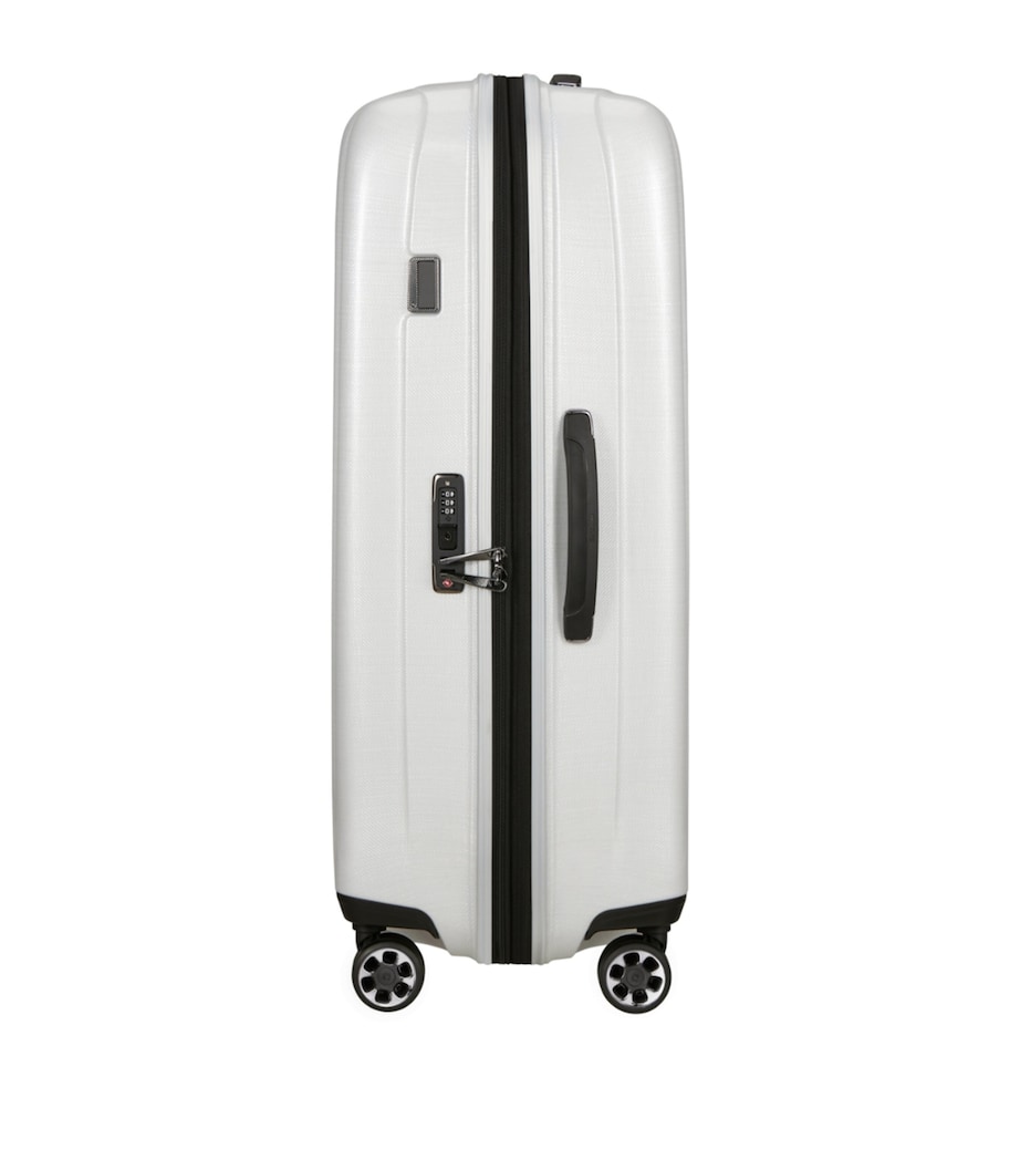 Samsonite Nexis Expandable Spinner Suitcase (82cm) Cotton White Image 4